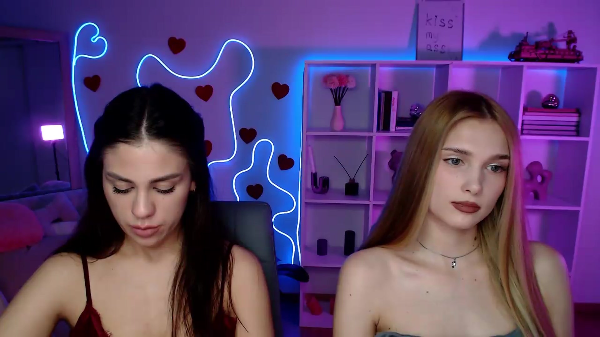 Gallery image thumbnail from Sirela's myfreecams stream on, 06/03/2026, 12:17 image 12 of 20