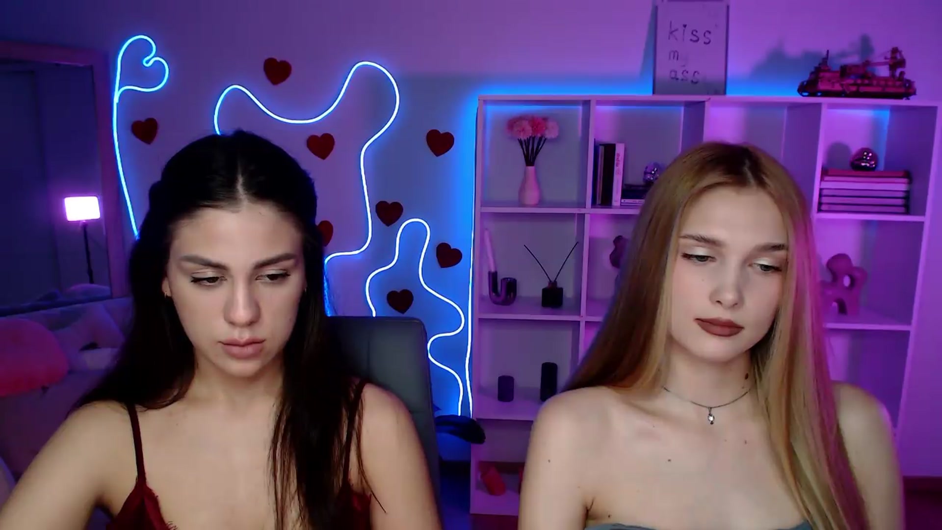 Gallery image thumbnail from Sirela's myfreecams stream on, 06/03/2026, 12:17 image 10 of 20