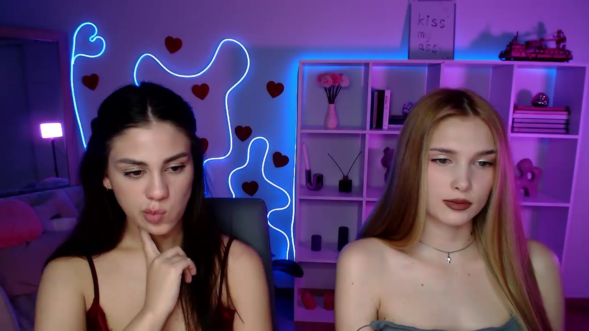 Gallery image thumbnail from Sirela's myfreecams stream on, 06/03/2026, 12:17 image 4 of 20