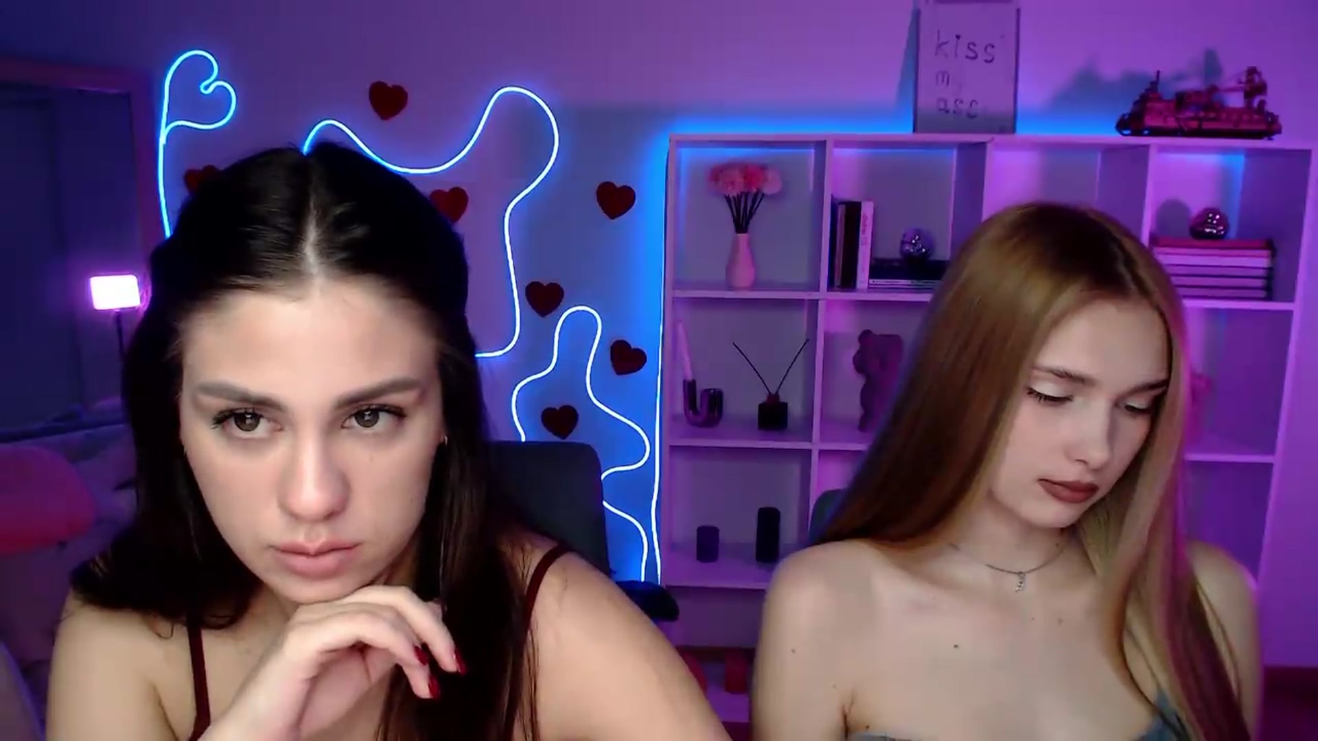 Gallery image thumbnail from Sirela's myfreecams stream on, 06/03/2026, 12:17 image 13 of 20