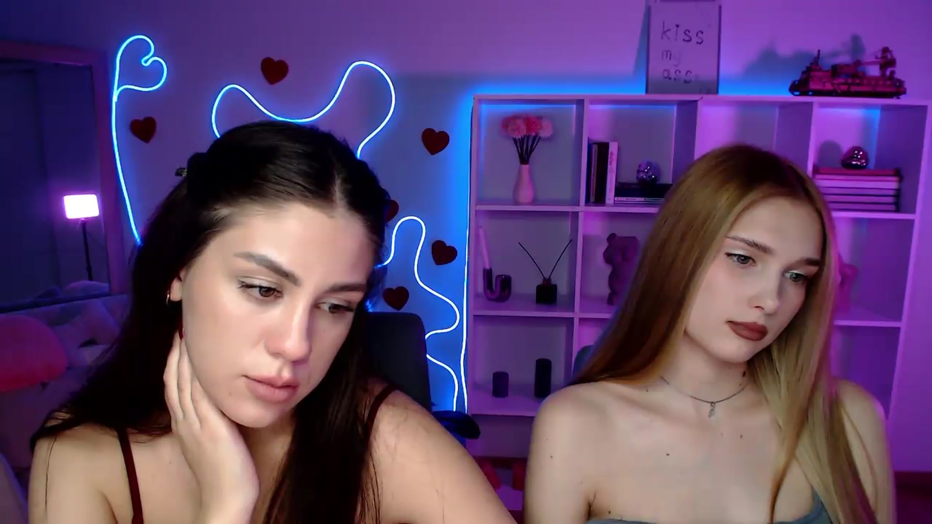Gallery image thumbnail from Sirela's myfreecams stream on, 06/03/2026, 12:17 image 14 of 20