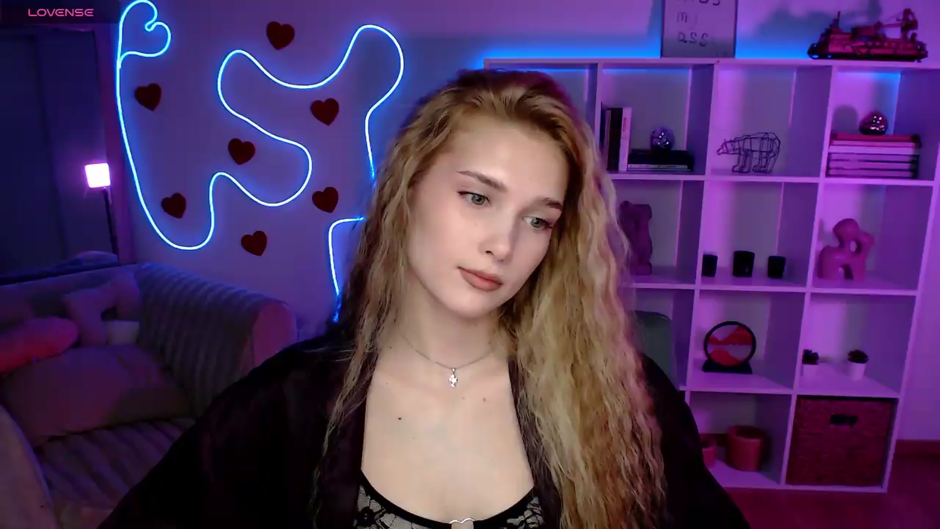 Gallery image thumbnail from Sirela's myfreecams stream on, 06/05/2026, 11:56 image 5 of 20