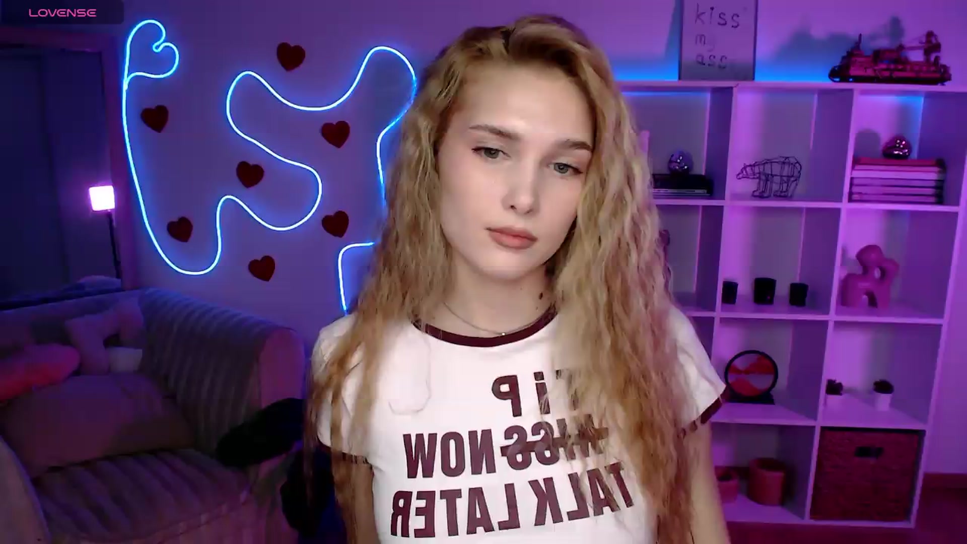 Gallery image thumbnail from Sirela's myfreecams stream on, 06/05/2026, 12:27 image 4 of 20