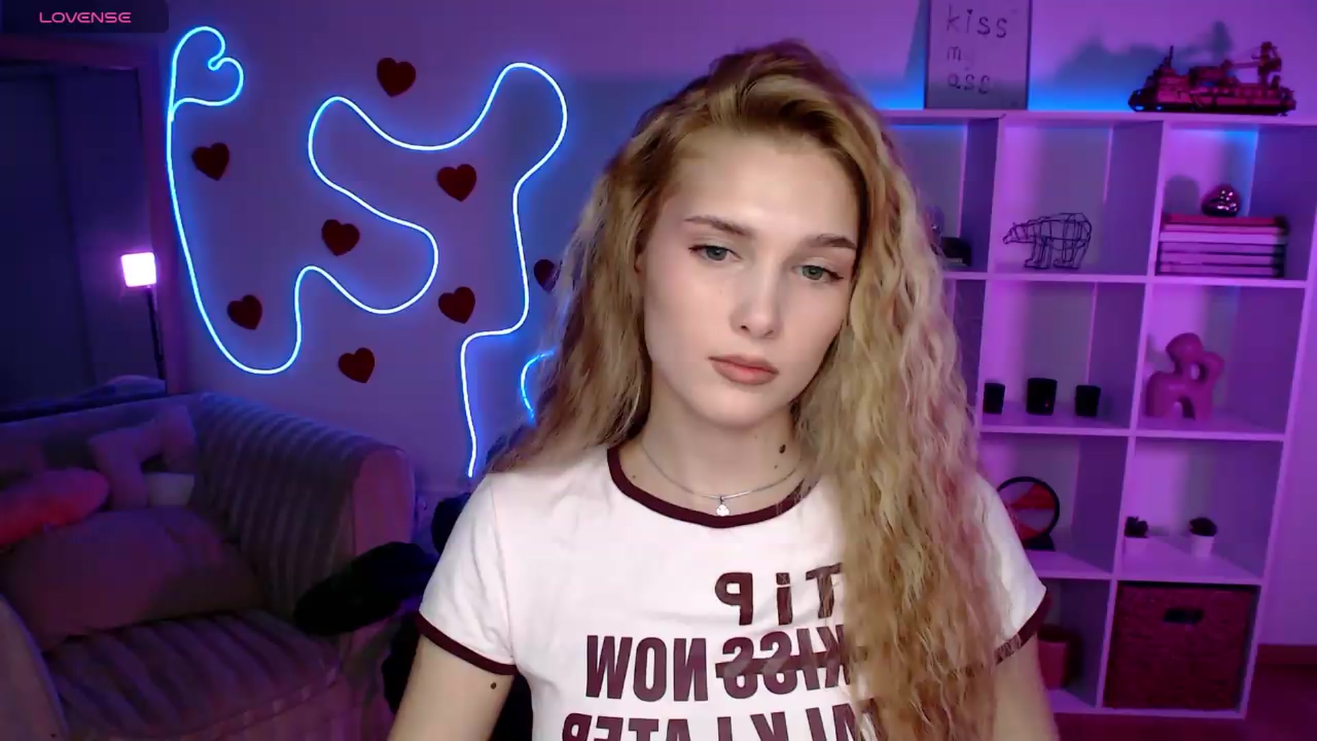 Gallery image thumbnail from Sirela's myfreecams stream on, 06/05/2026, 12:27 image 9 of 20