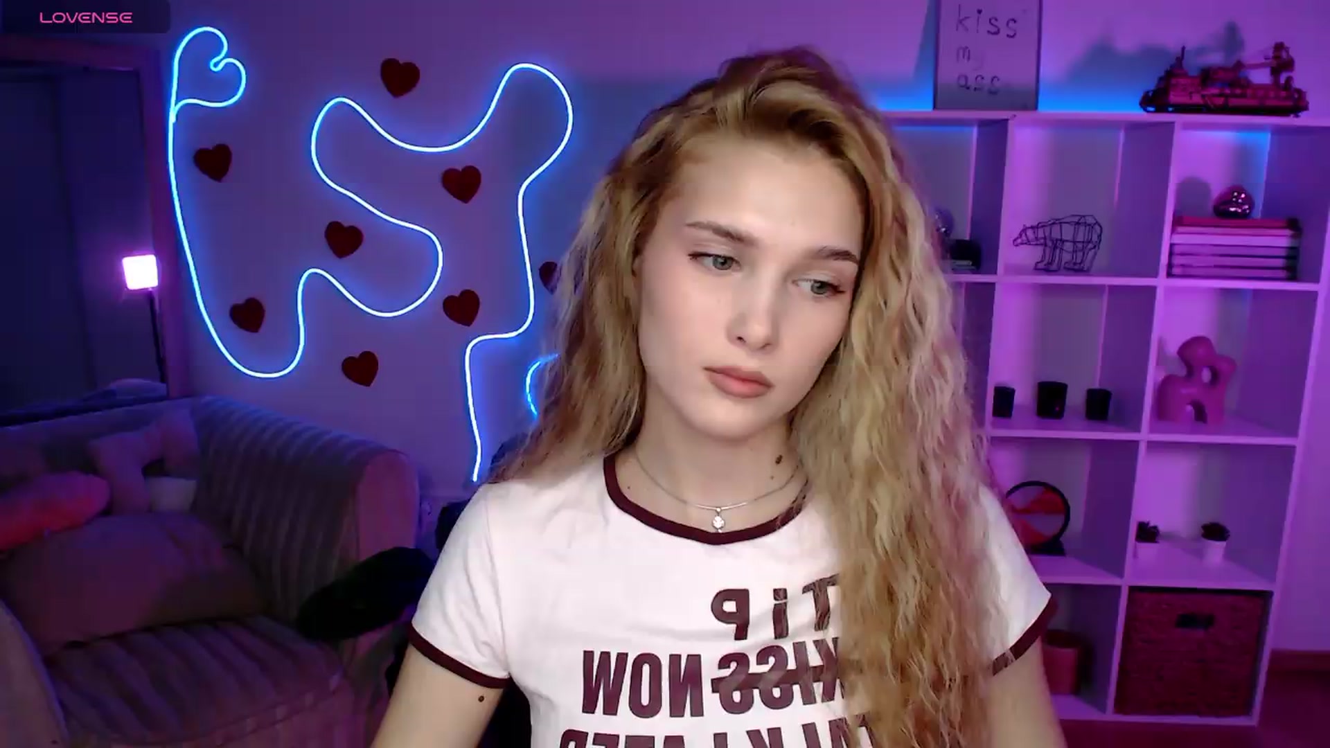 Gallery image thumbnail from Sirela's myfreecams stream on, 06/05/2026, 12:27 image 12 of 20