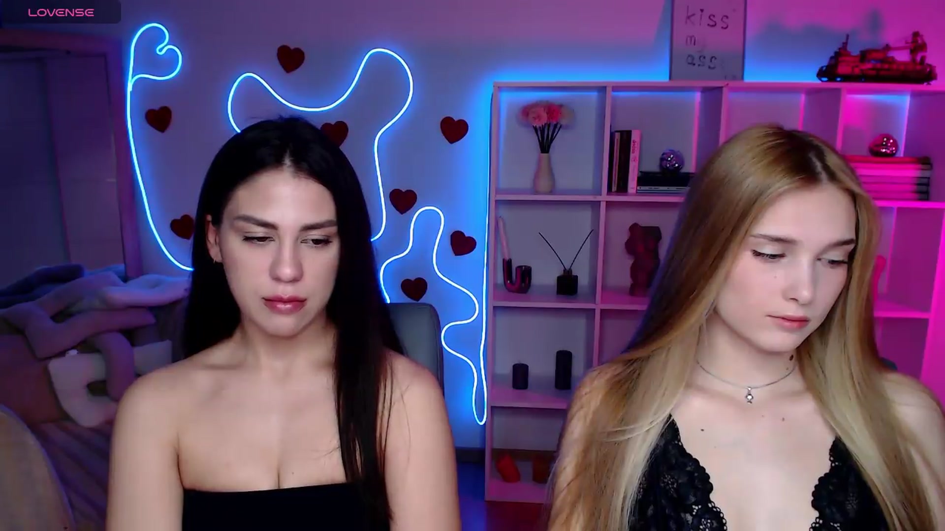 Gallery image thumbnail from Sirela's myfreecams stream on, 06/14/2026, 09:37 image 9 of 20