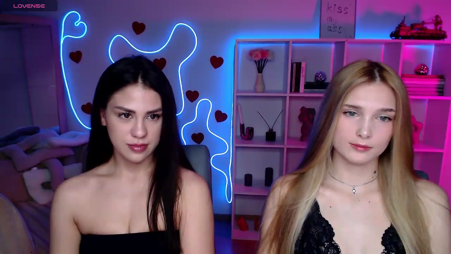 Gallery image thumbnail from Sirela's myfreecams stream on, 06/14/2026, 09:37 image 11 of 20