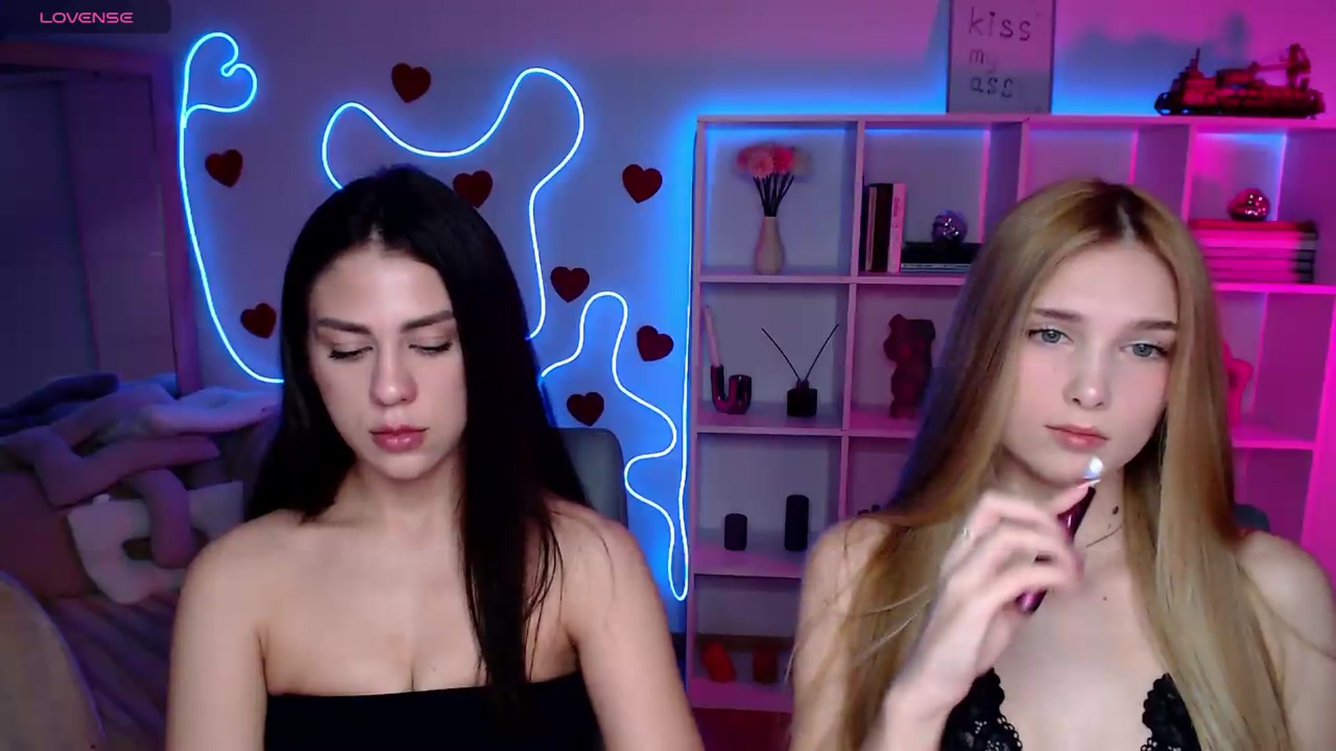 Gallery image thumbnail from Sirela's myfreecams stream on, 06/14/2026, 09:37 image 15 of 20