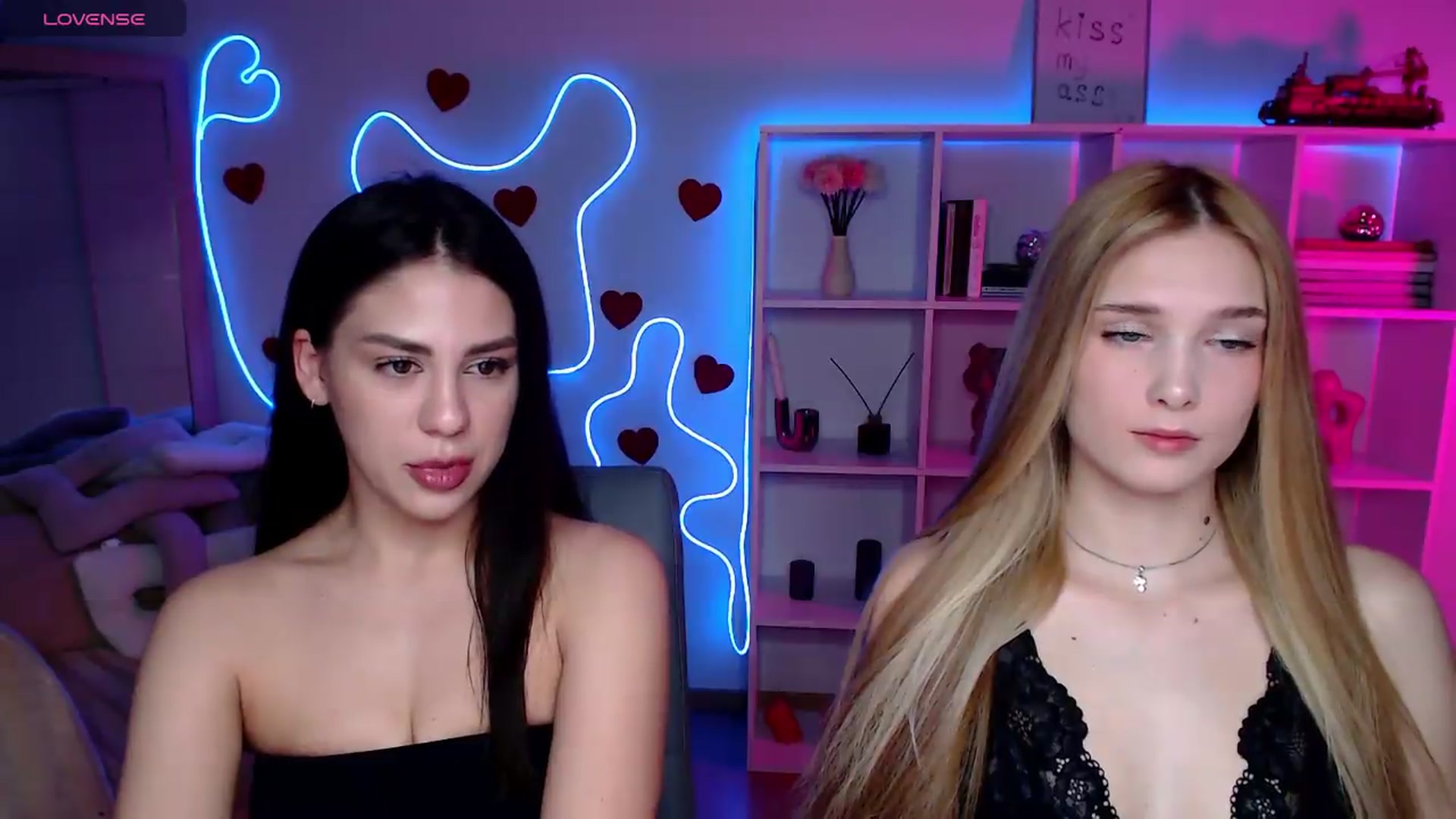 Gallery image thumbnail from Sirela's myfreecams stream on, 06/14/2026, 09:37 image 4 of 20