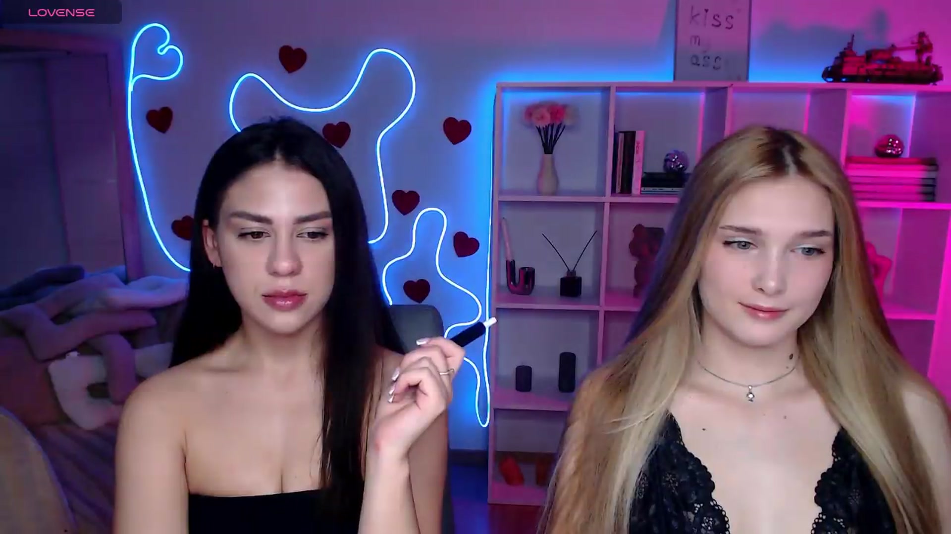 Gallery image thumbnail from Sirela's myfreecams stream on, 06/14/2026, 09:37 image 8 of 20