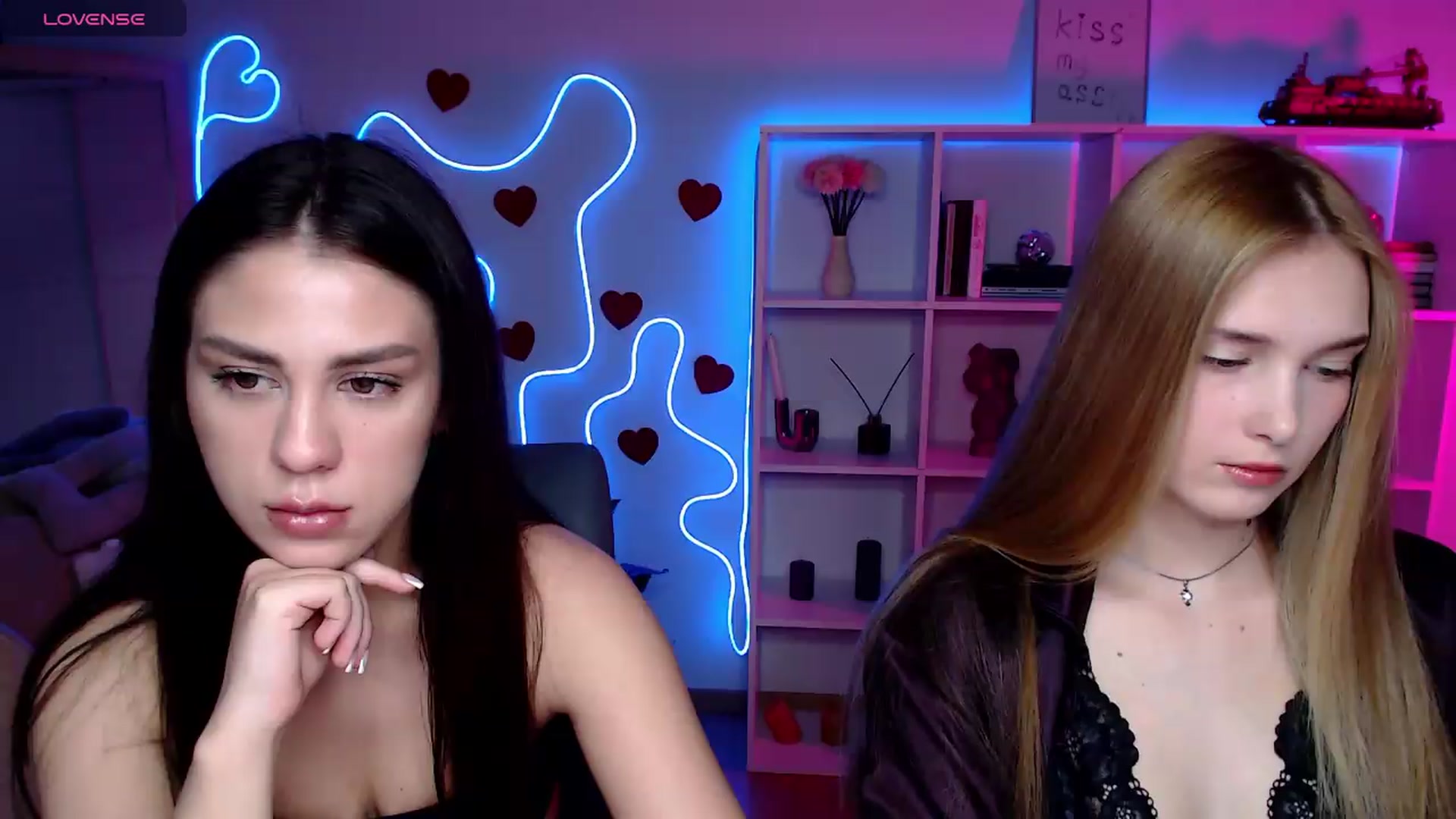 Gallery image thumbnail from Sirela's myfreecams stream on, 06/14/2026, 10:56 image 1 of 20