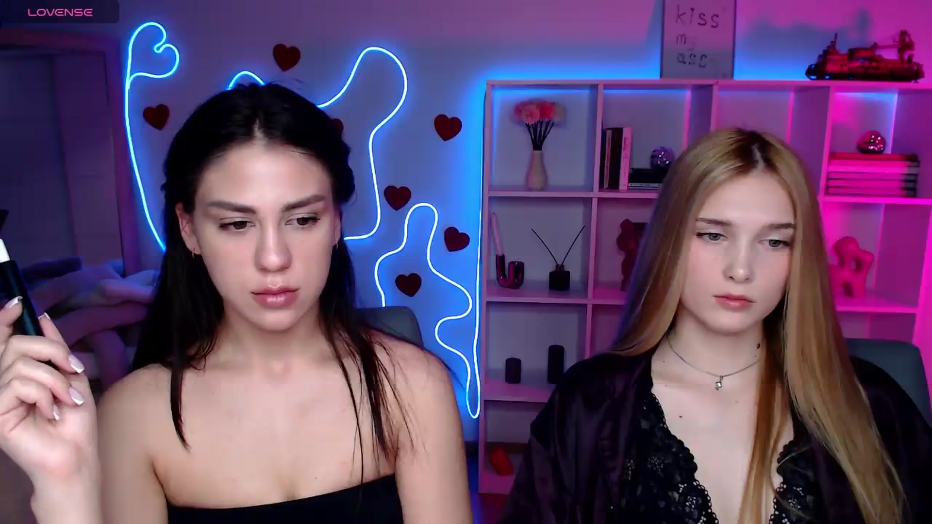 Gallery image thumbnail from Sirela's myfreecams stream on, 06/14/2026, 11:15 image 17 of 20