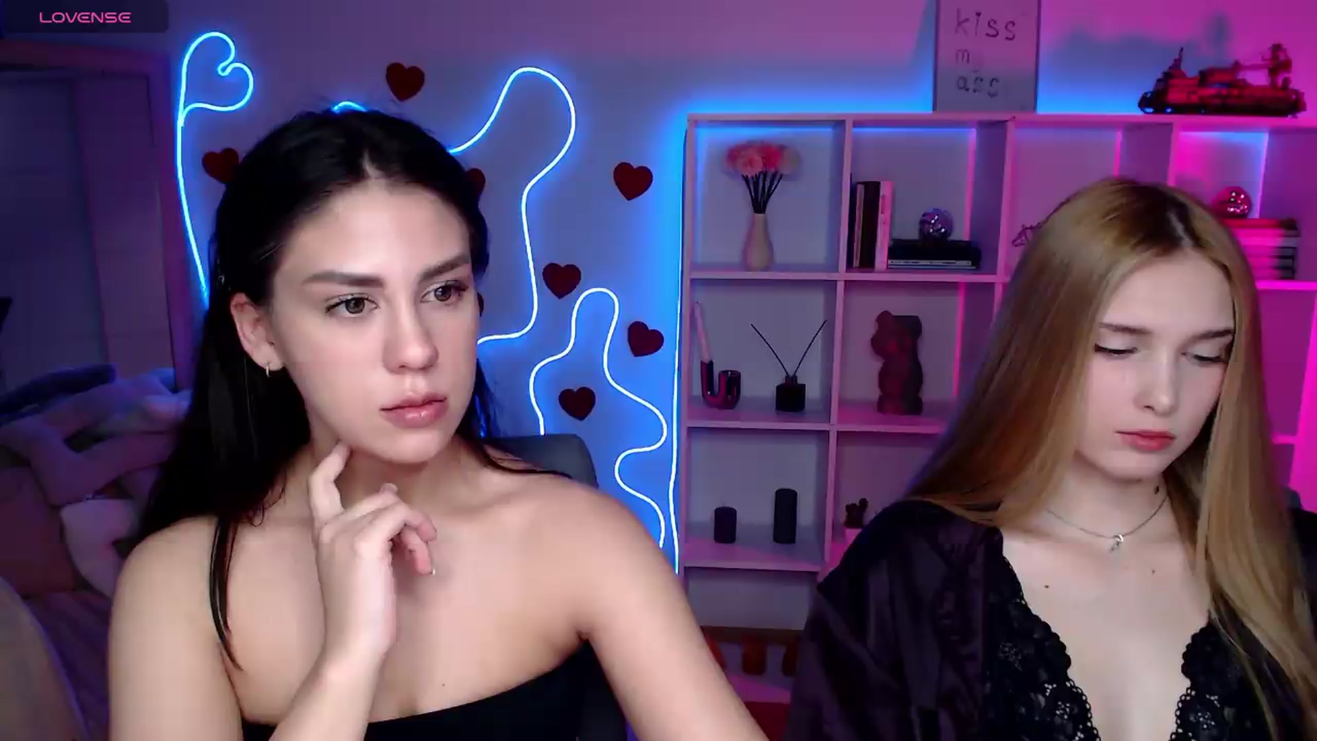 Gallery image thumbnail from Sirela's myfreecams stream on, 06/14/2026, 11:15 image 4 of 20