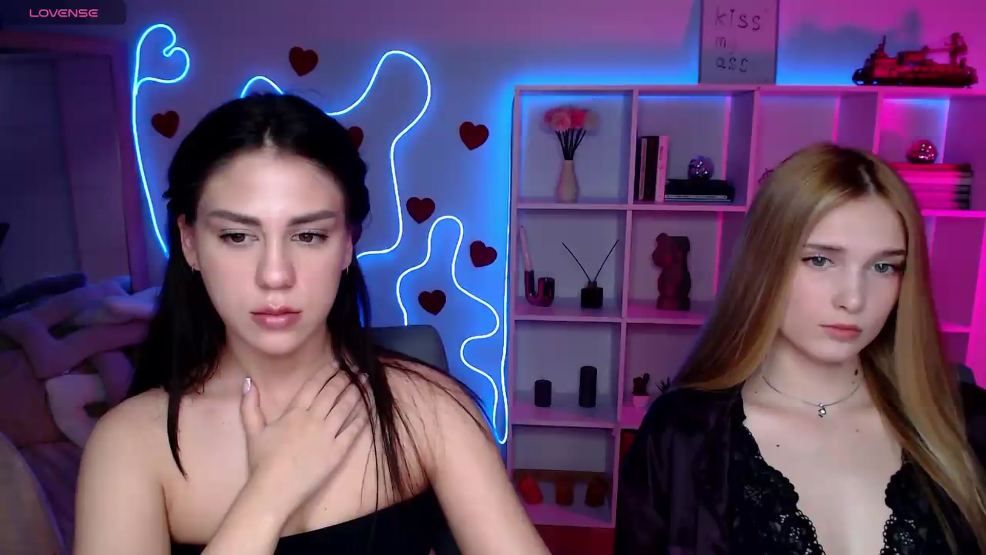 Gallery image thumbnail from Sirela's myfreecams stream on, 06/14/2026, 11:15 image 11 of 20