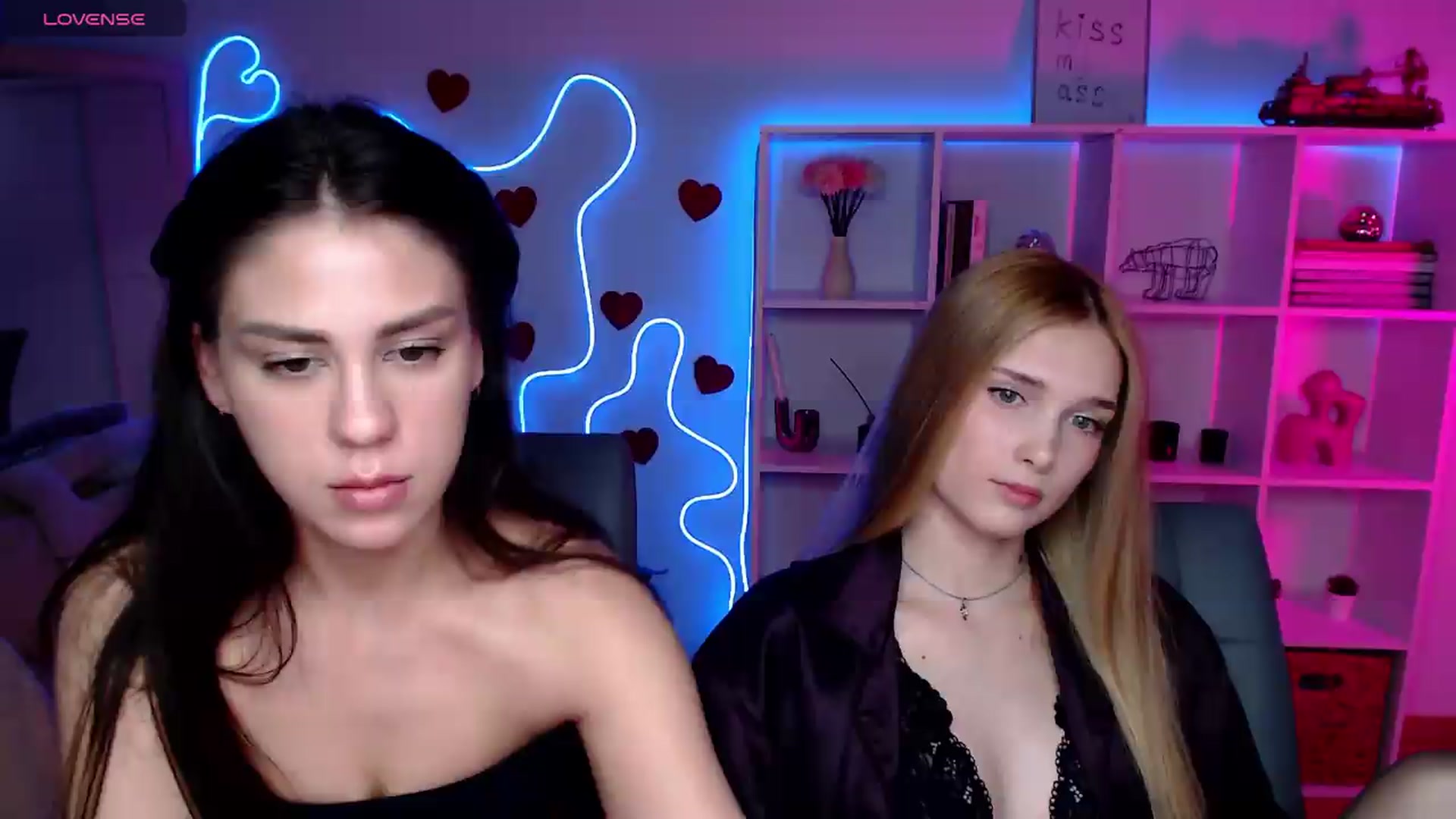 Gallery image thumbnail from Sirela's myfreecams stream on, 06/14/2026, 12:17 image 16 of 20