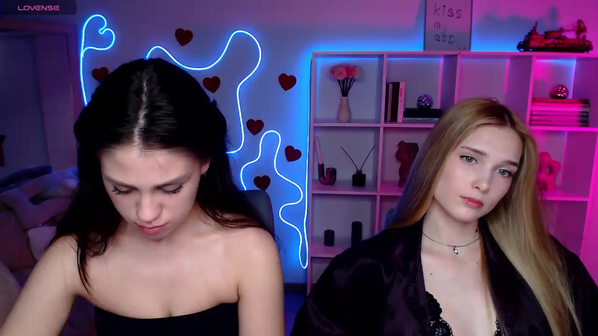 Gallery image thumbnail from Sirela's myfreecams stream on, 06/14/2026, 12:17 image 2 of 20