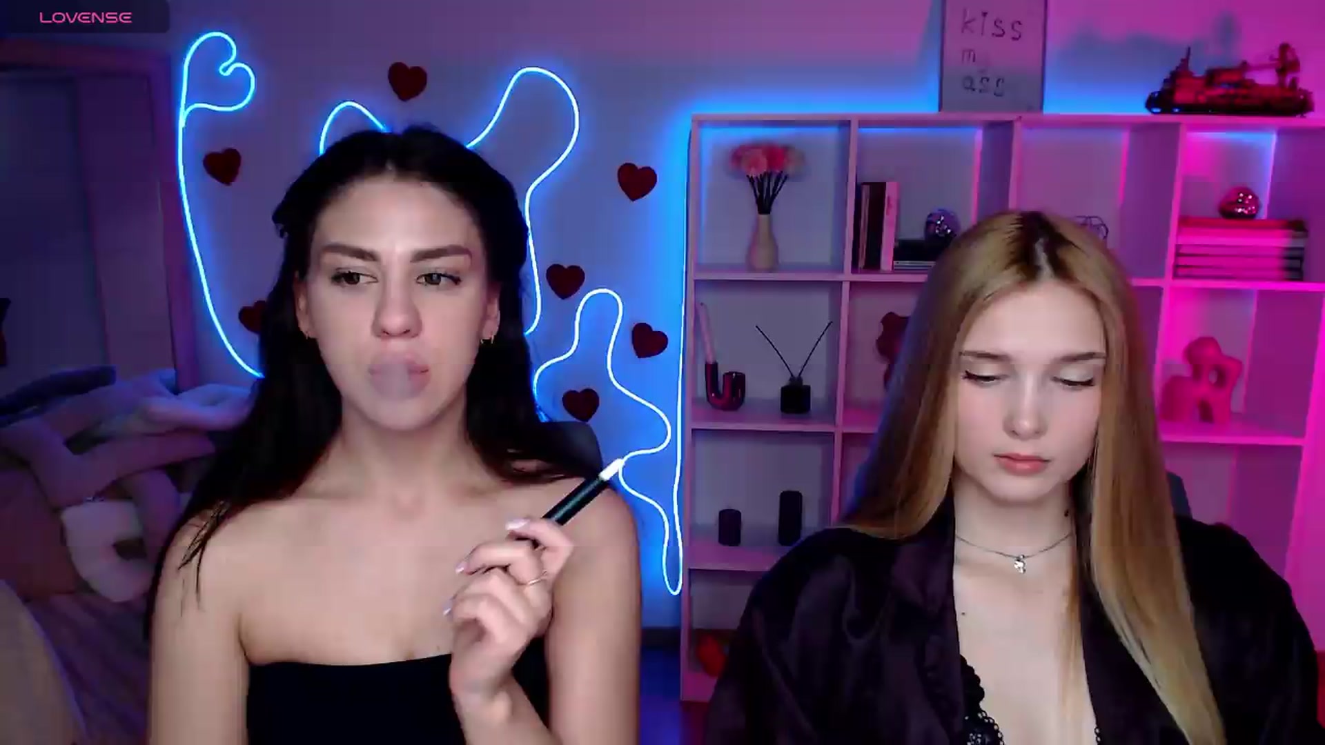 Gallery image thumbnail from Sirela's myfreecams stream on, 06/14/2026, 12:17 image 5 of 20