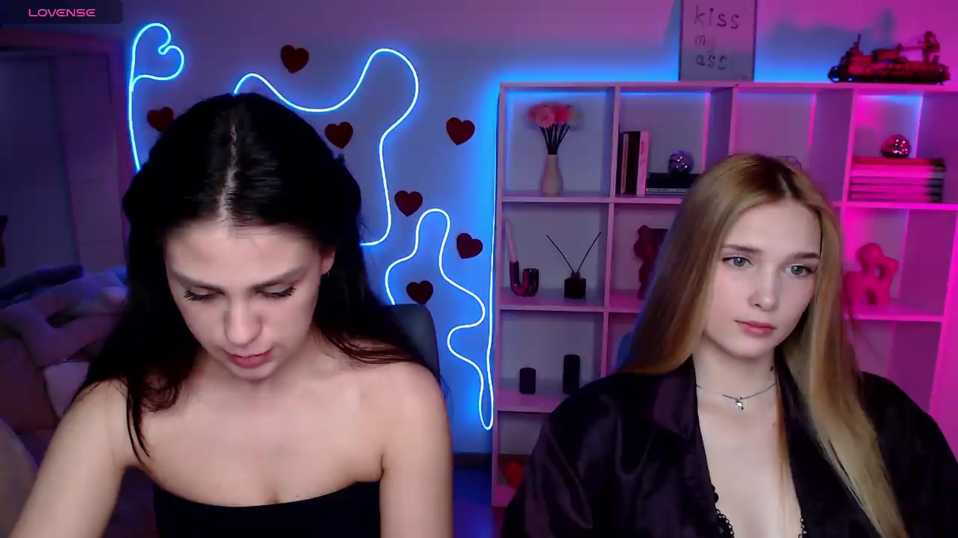 Gallery image thumbnail from Sirela's myfreecams stream on, 06/14/2026, 12:17 image 3 of 20
