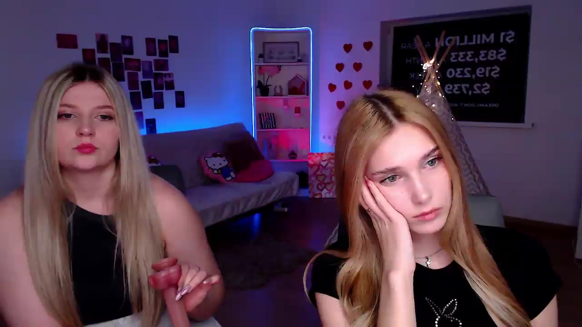 Gallery image thumbnail from Sirela's myfreecams stream on, 06/19/2026, 14:46 image 16 of 20