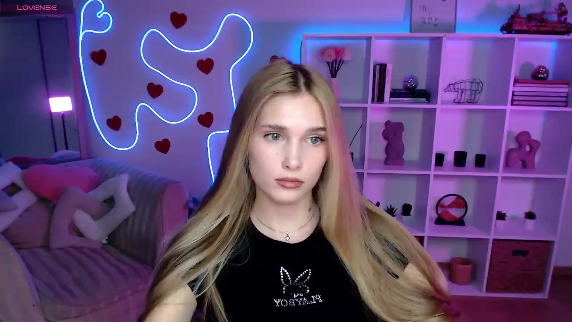 Gallery image thumbnail from Sirela's myfreecams stream on, 06/19/2026, 16:26 image 2 of 20