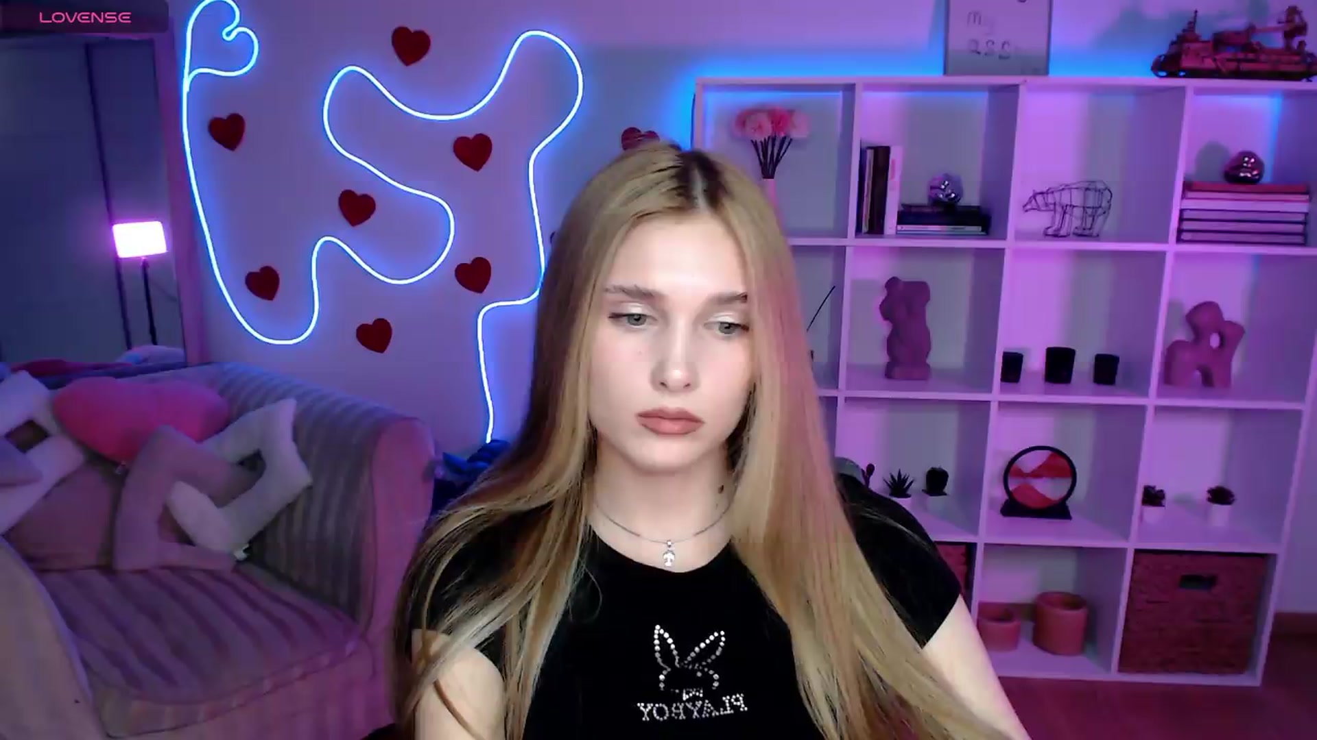 Gallery image thumbnail from Sirela's myfreecams stream on, 06/19/2026, 16:26 image 15 of 20