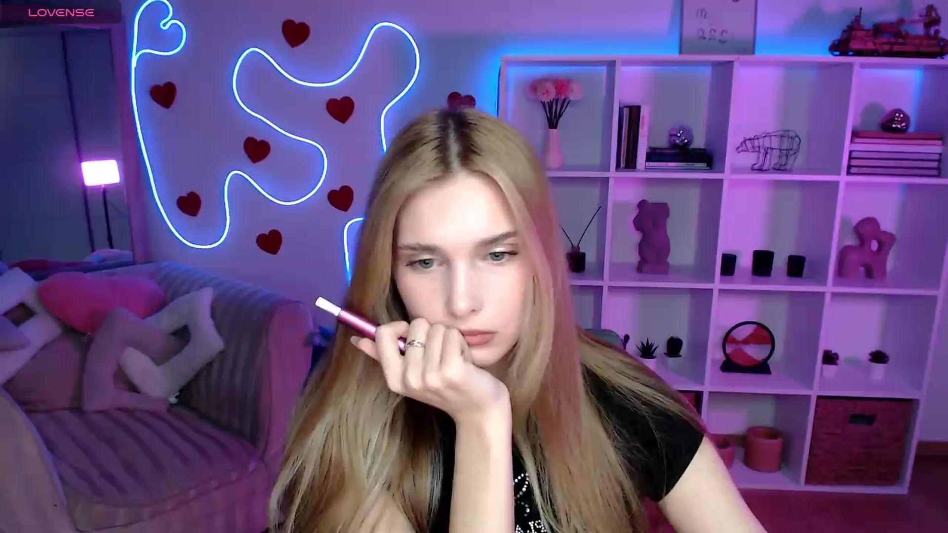 Gallery image thumbnail from Sirela's myfreecams stream on, 06/19/2026, 16:26 image 19 of 20