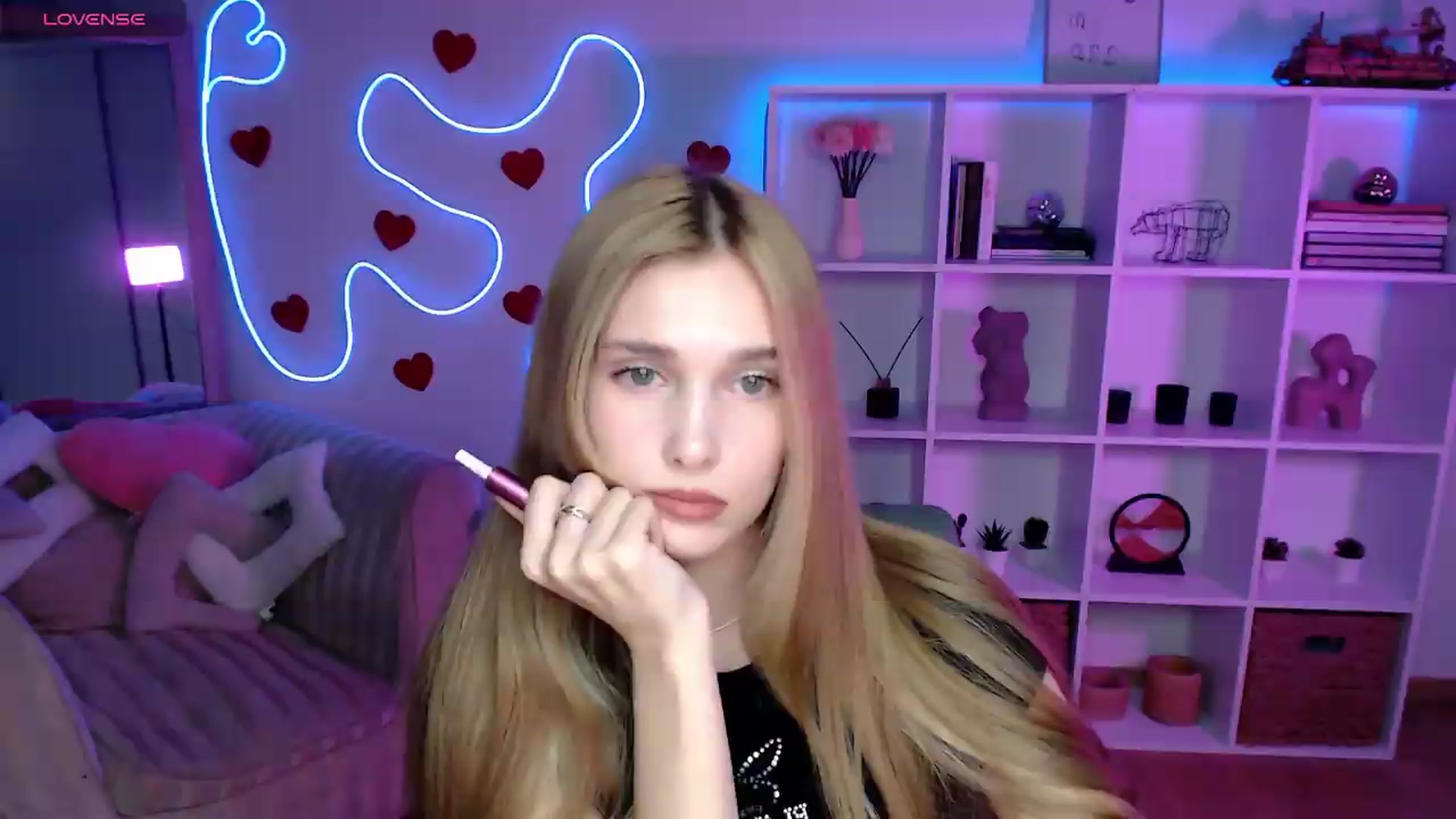 Gallery image thumbnail from Sirela's myfreecams stream on, 06/19/2026, 16:26 image 17 of 20