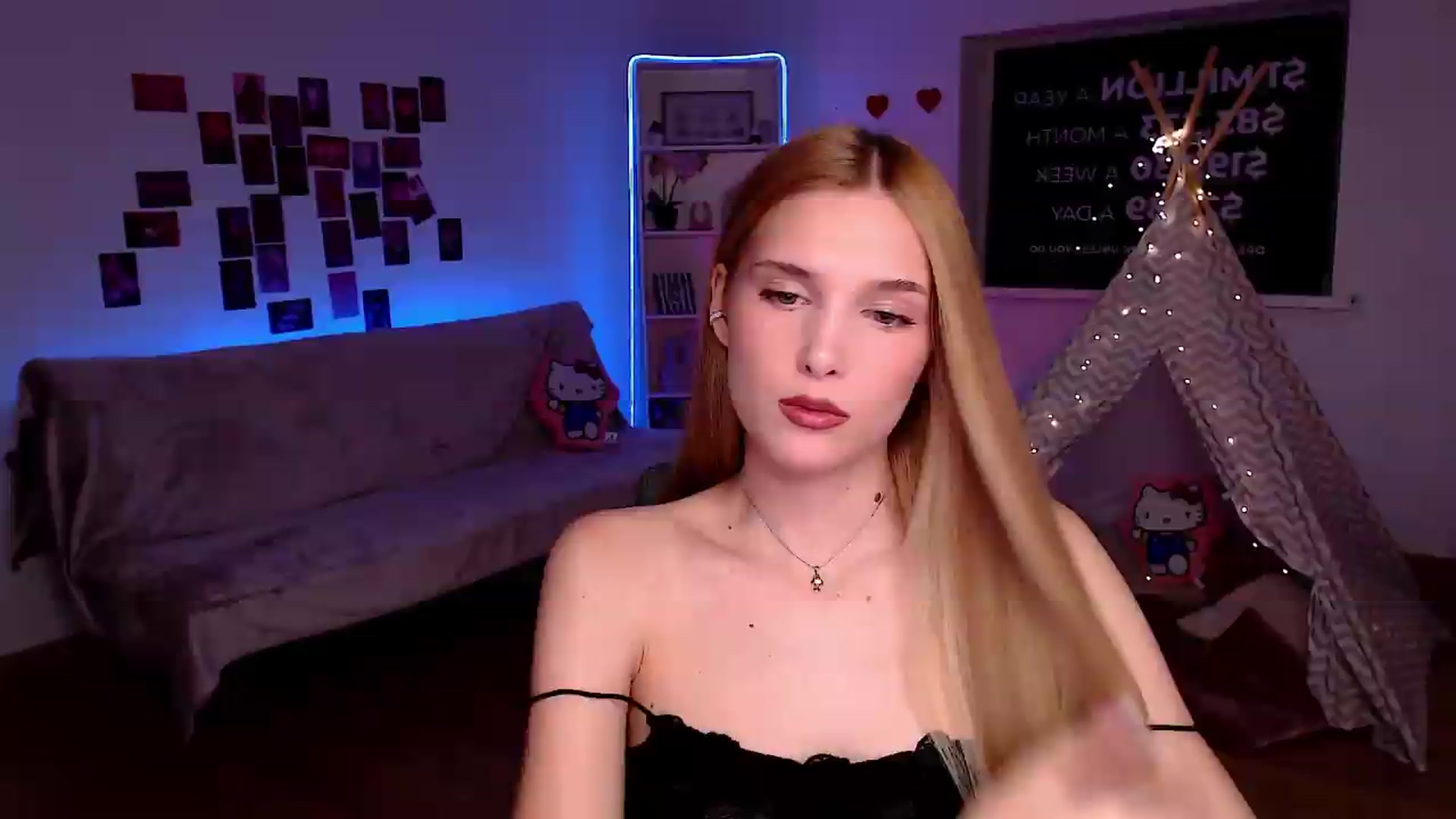 Gallery image thumbnail from Sirela's myfreecams stream on, 06/25/2026, 10:28 image 10 of 20