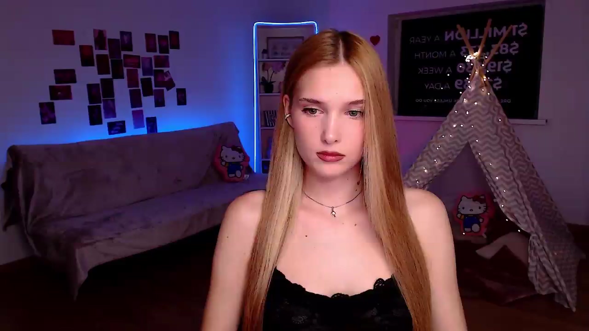 Gallery image thumbnail from Sirela's myfreecams stream on, 06/25/2026, 11:35 image 1 of 20