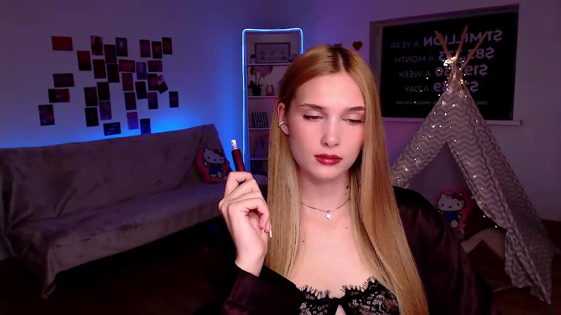 Gallery image thumbnail from Sirela's myfreecams stream on, 06/25/2026, 13:08 image 4 of 20