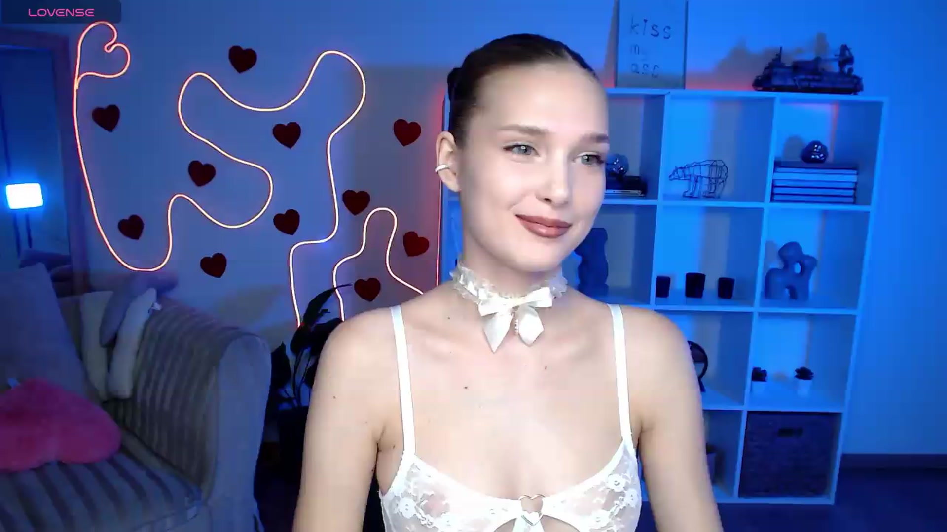 Gallery image thumbnail from Sirela's myfreecams stream on, 06/27/2026, 08:42 image 14 of 20