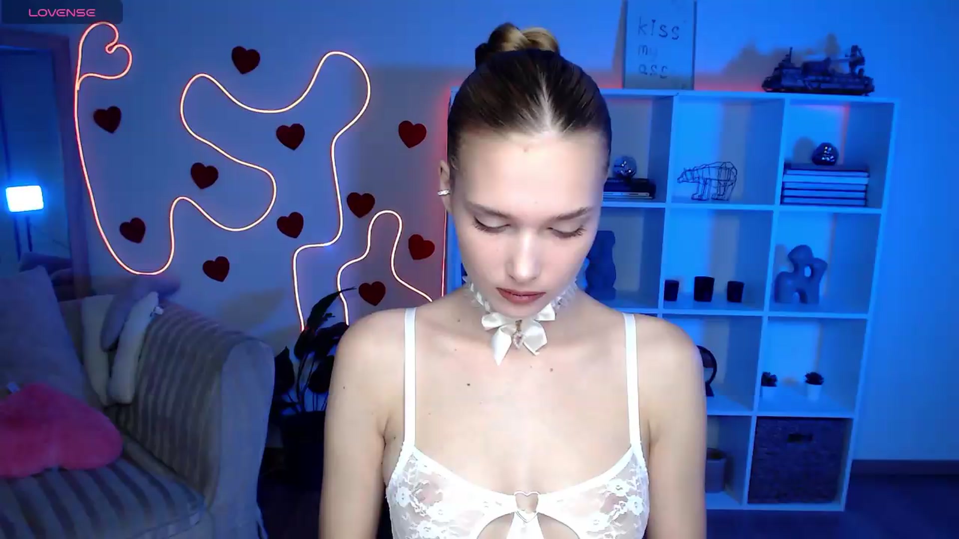 Gallery image thumbnail from Sirela's myfreecams stream on, 06/27/2026, 08:42 image 12 of 20