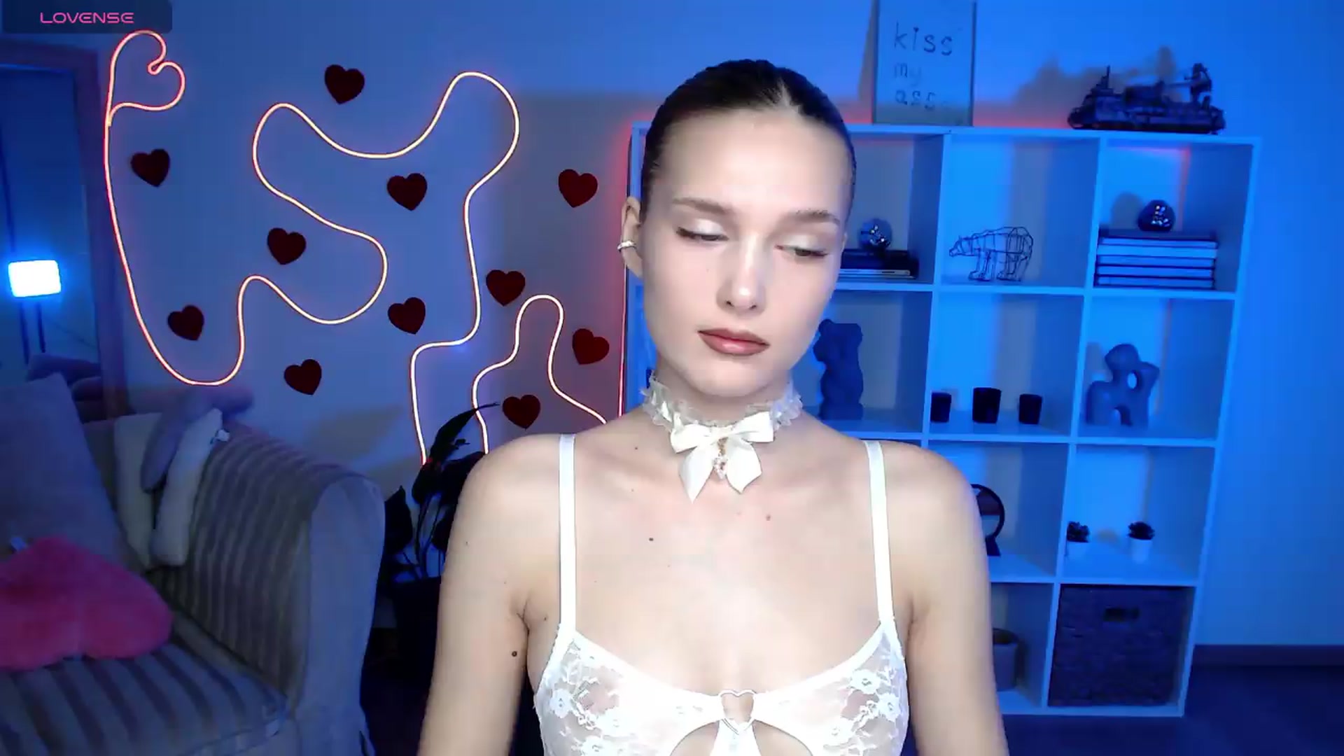 Gallery image thumbnail from Sirela's myfreecams stream on, 06/27/2026, 08:42 image 11 of 20