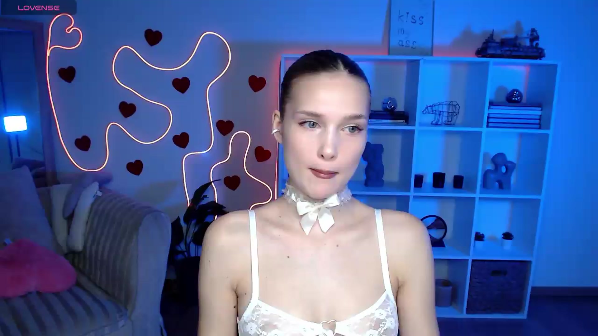 Gallery image thumbnail from Sirela's myfreecams stream on, 06/27/2026, 09:32 image 4 of 20