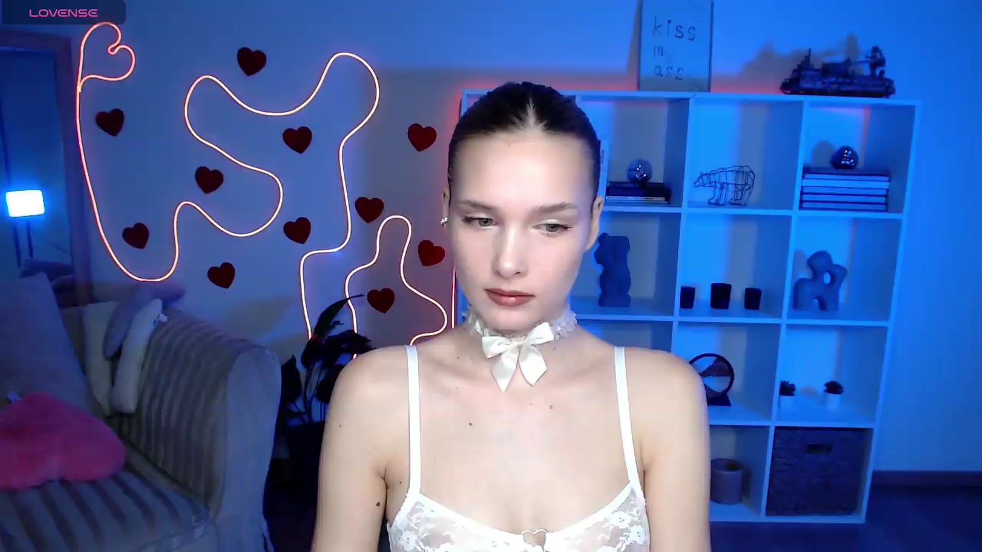 Gallery image thumbnail from Sirela's myfreecams stream on, 06/27/2026, 09:32 image 12 of 20