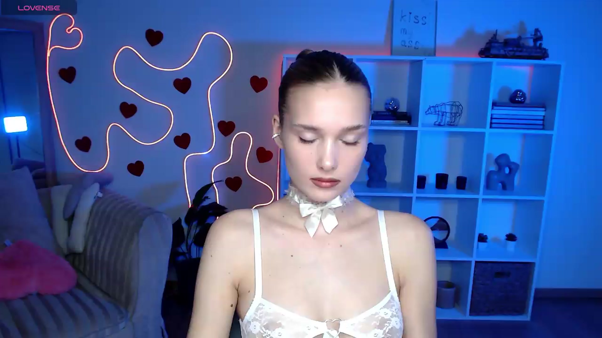 Gallery image thumbnail from Sirela's myfreecams stream on, 06/27/2026, 09:32 image 13 of 20