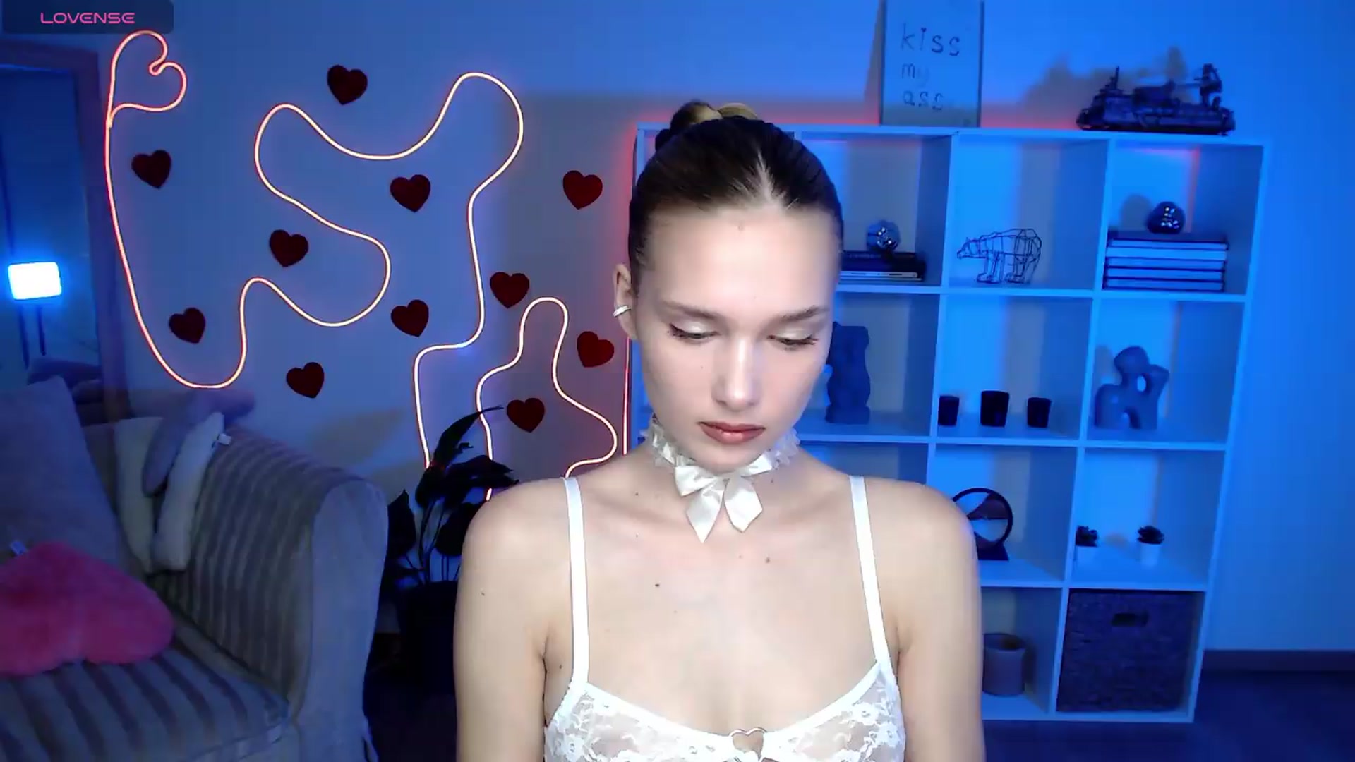 Gallery image thumbnail from Sirela's myfreecams stream on, 06/27/2026, 09:32 image 14 of 20