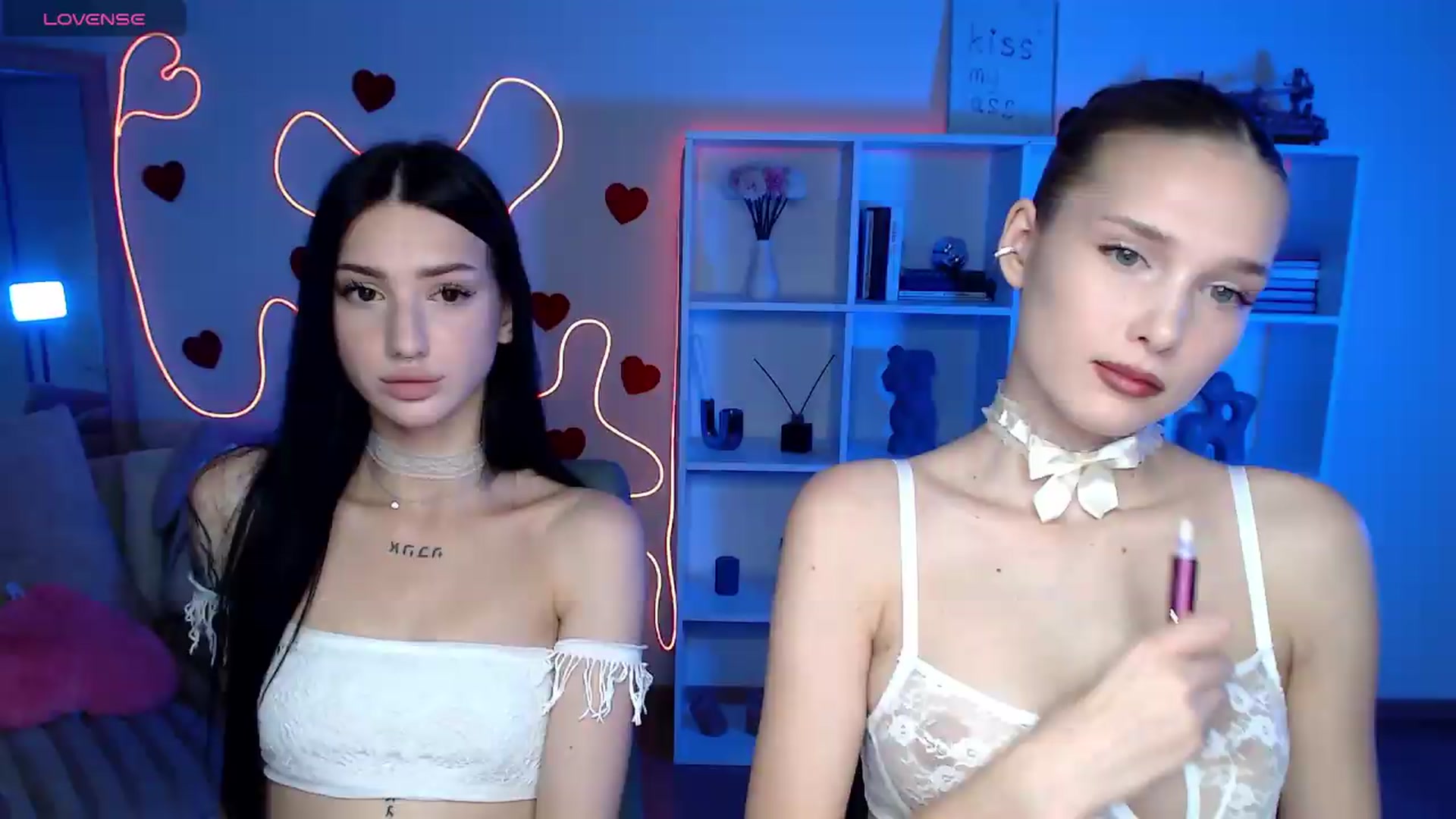 Gallery image thumbnail from Sirela's myfreecams stream on, 06/27/2026, 09:54 image 14 of 20