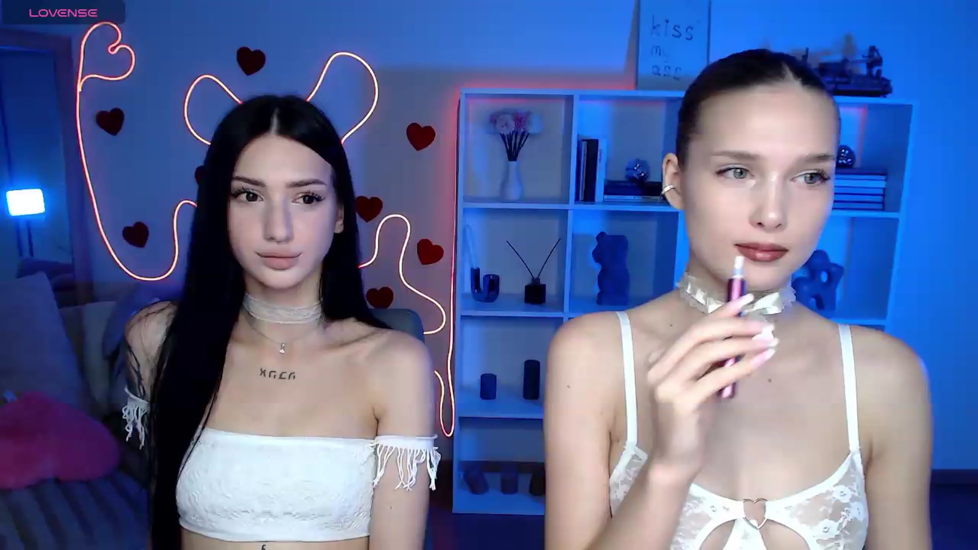 Gallery image thumbnail from Sirela's myfreecams stream on, 06/27/2026, 09:54 image 15 of 20