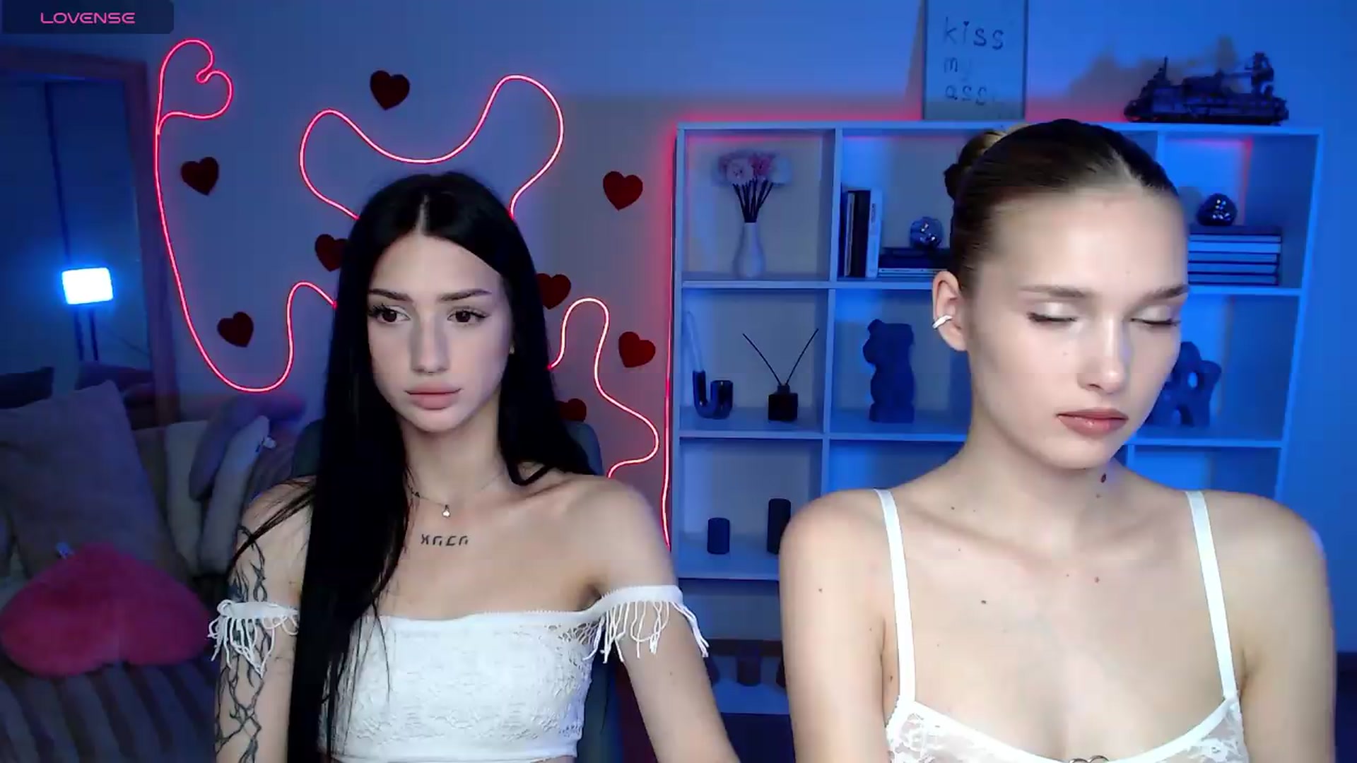 Gallery image thumbnail from Sirela's myfreecams stream on, 06/27/2026, 11:47 image 4 of 20
