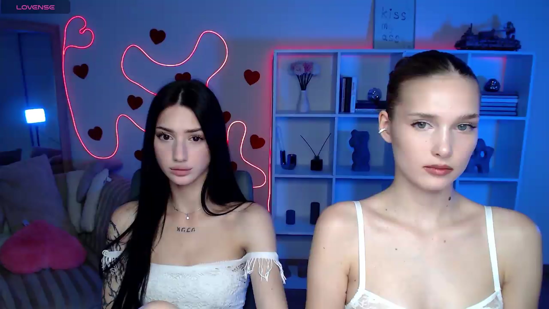Gallery image thumbnail from Sirela's myfreecams stream on, 06/27/2026, 11:47 image 13 of 20