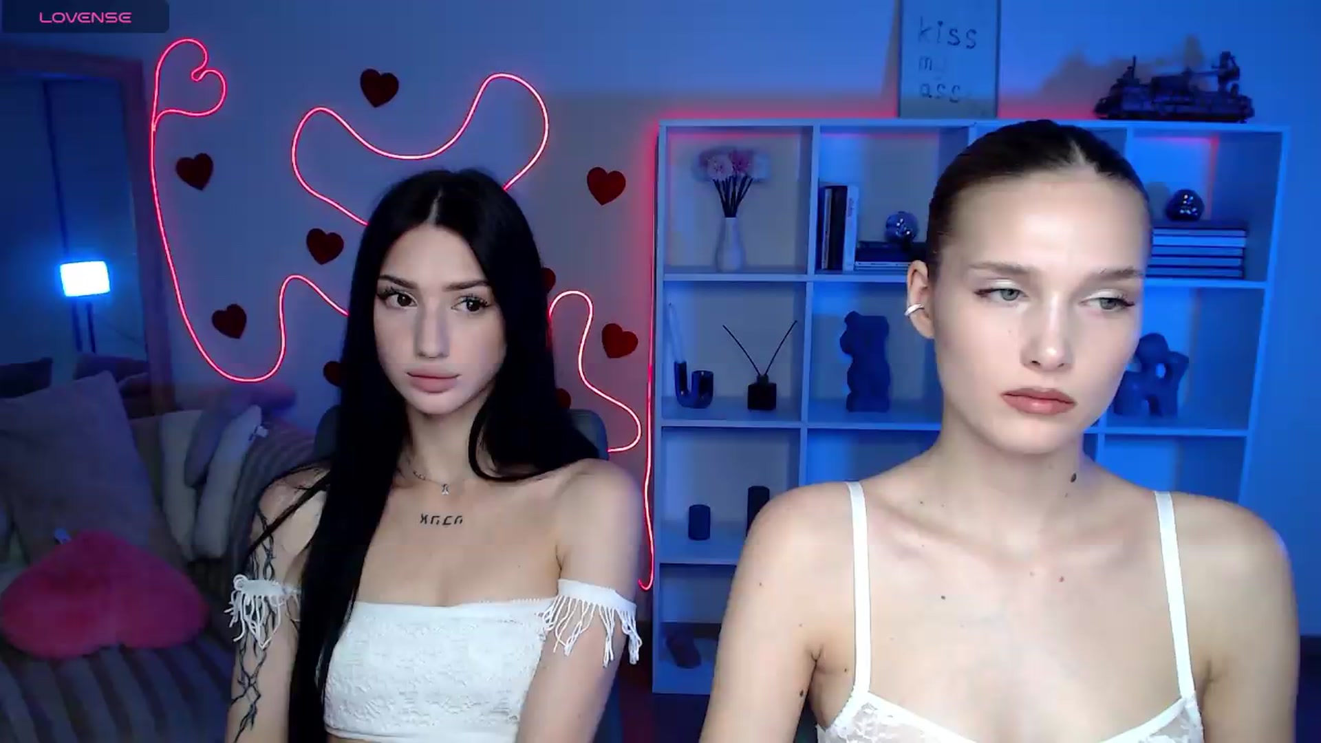Gallery image thumbnail from Sirela's myfreecams stream on, 06/27/2026, 11:47 image 9 of 20