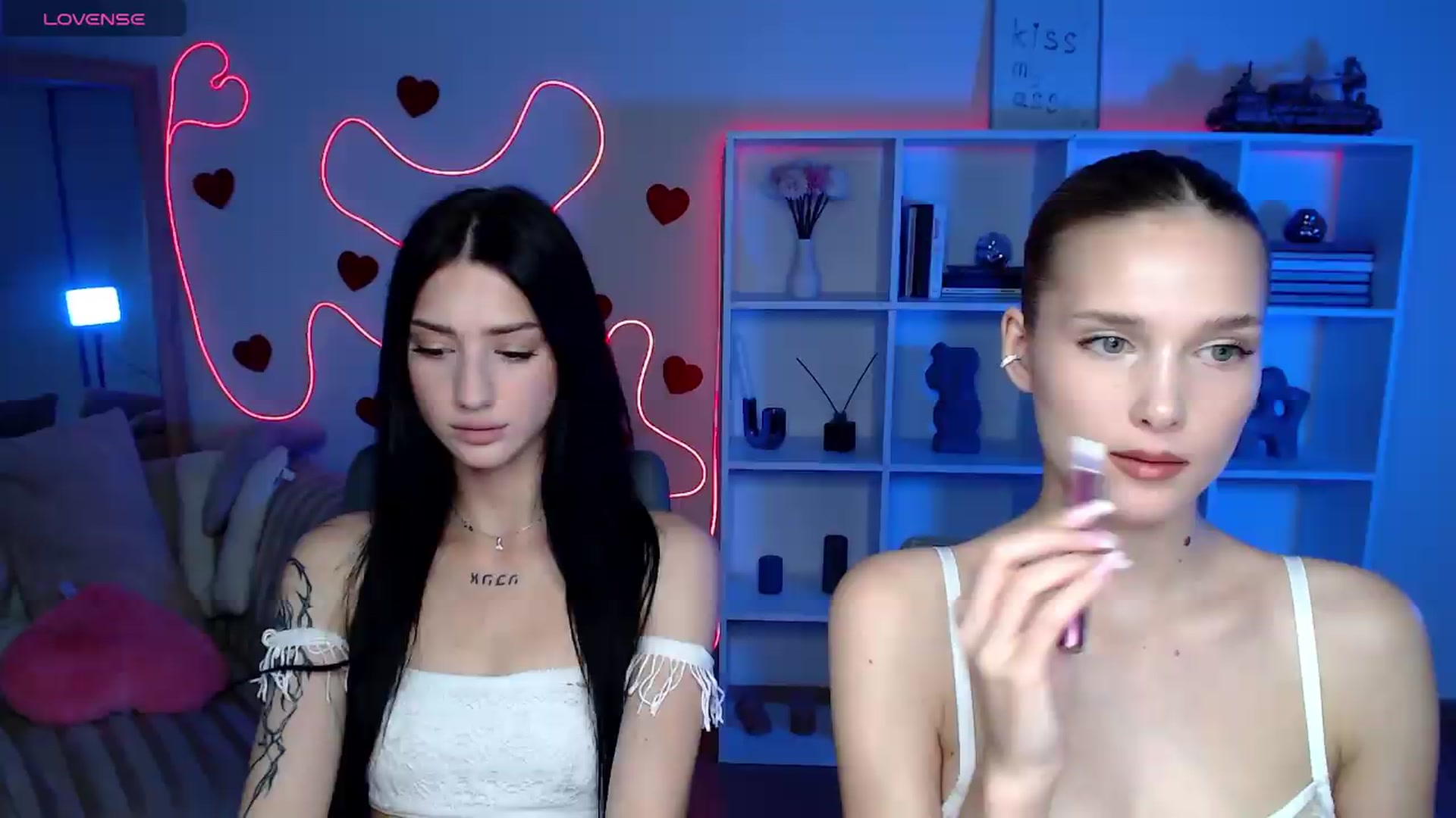 Gallery image thumbnail from Sirela's myfreecams stream on, 06/27/2026, 11:47 image 19 of 20