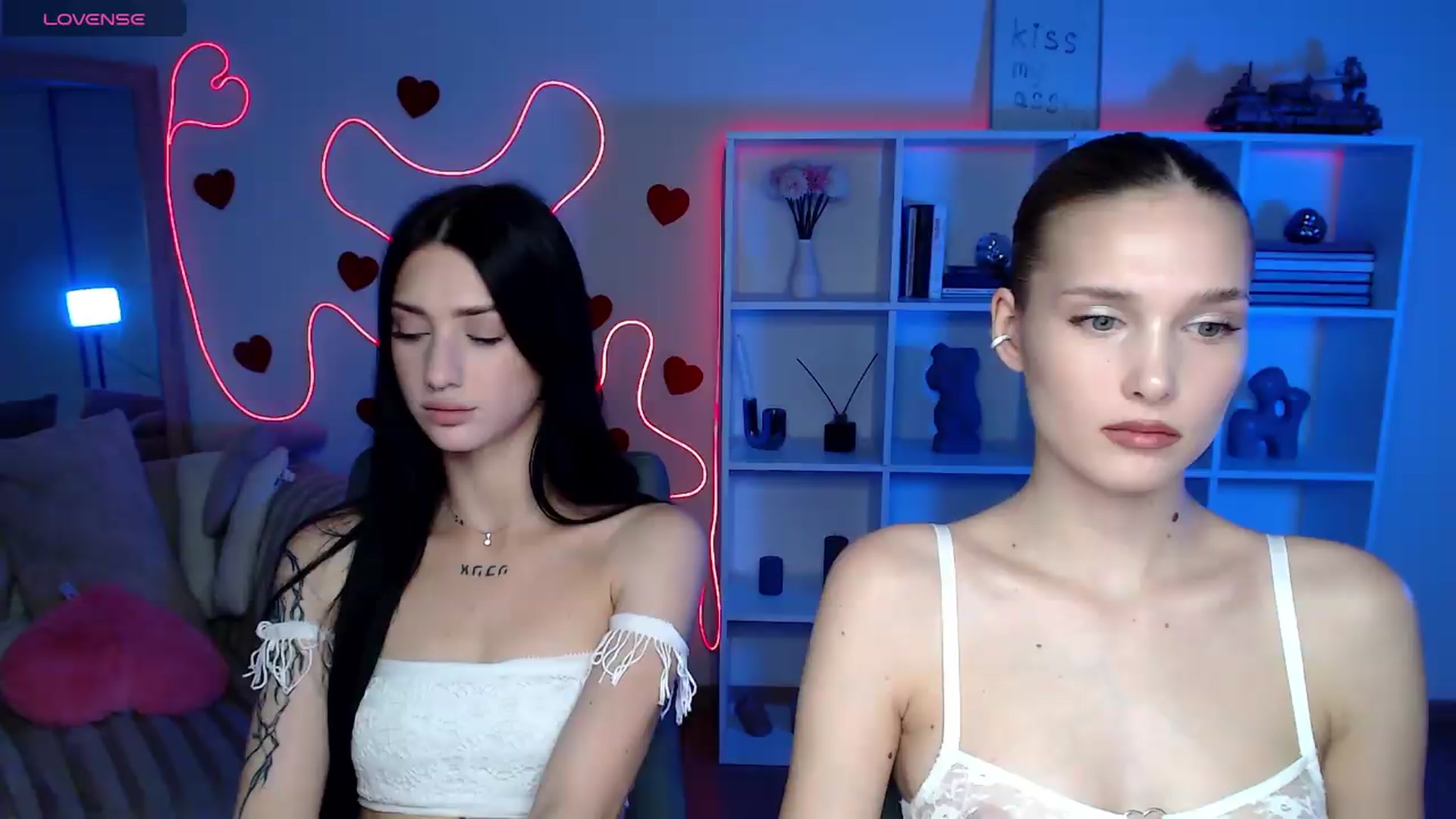 Gallery image thumbnail from Sirela's myfreecams stream on, 06/27/2026, 11:47 image 8 of 20