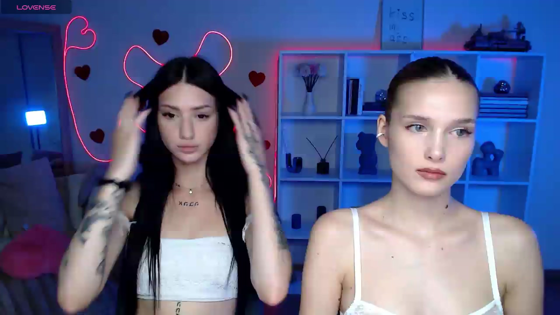 Gallery image thumbnail from Sirela's myfreecams stream on, 06/27/2026, 11:47 image 15 of 20