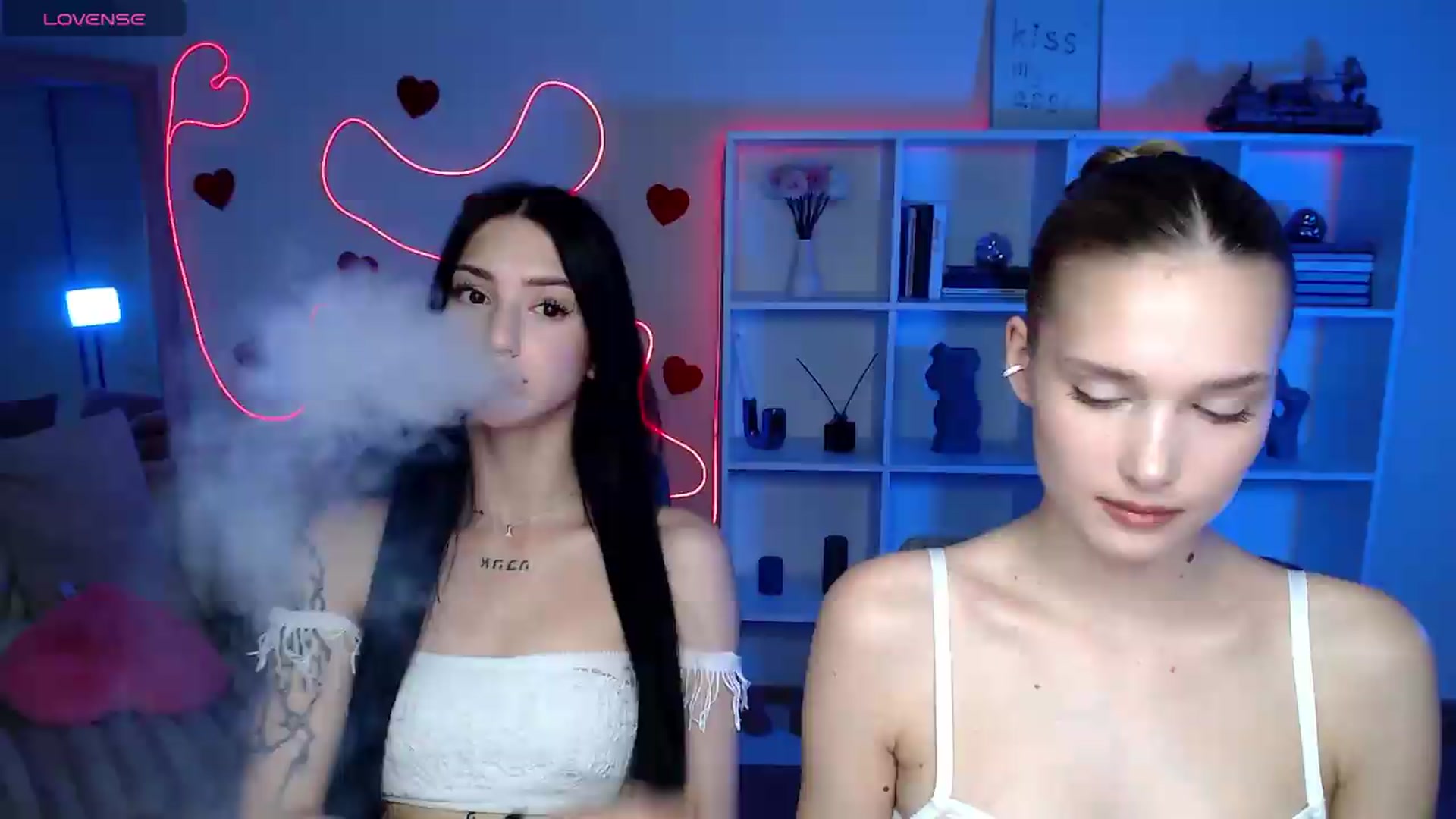 Gallery image thumbnail from Sirela's myfreecams stream on, 06/27/2026, 11:47 image 17 of 20