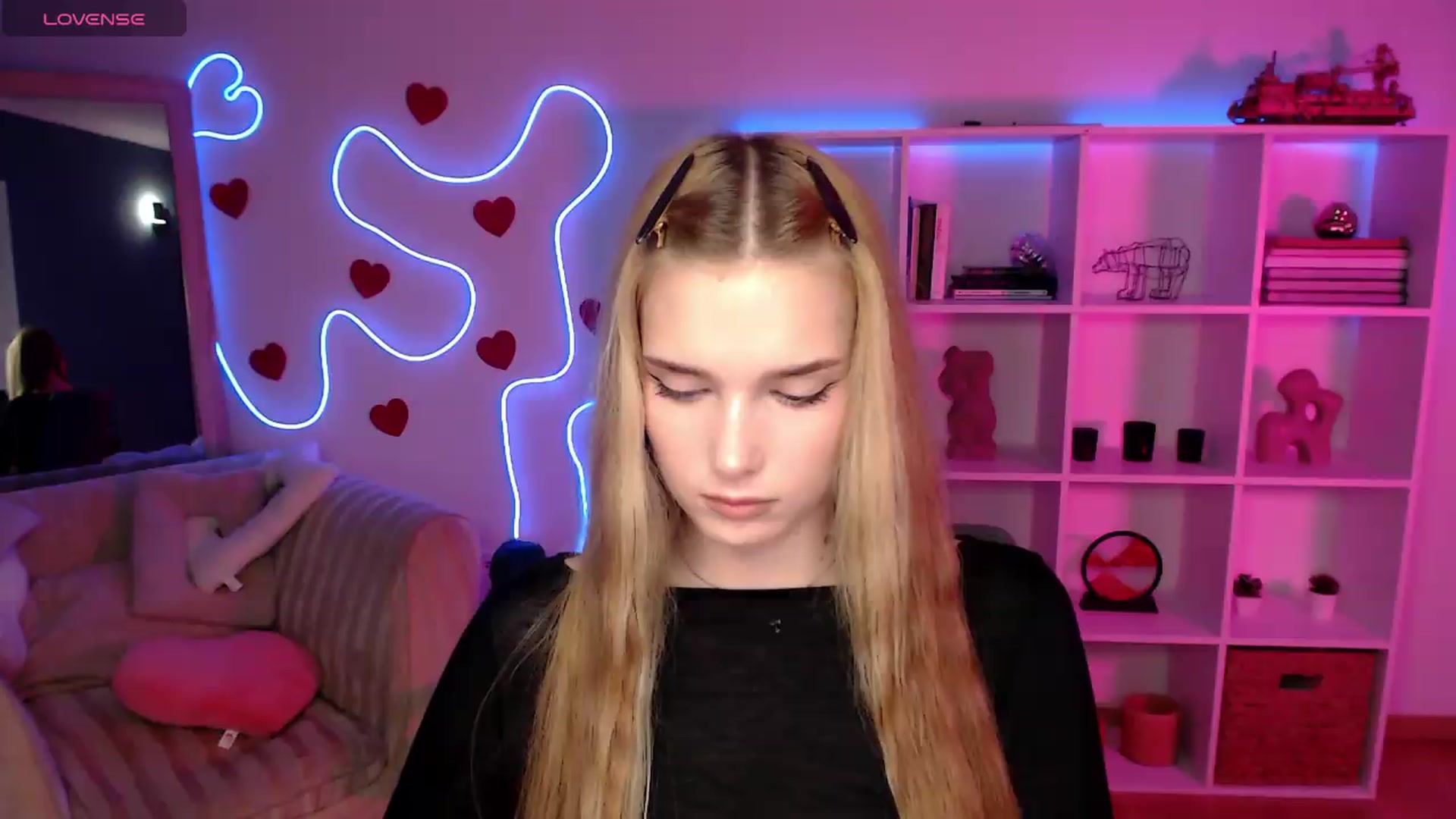 Gallery image thumbnail from Sirela's myfreecams stream on, 07/05/2026, 24:39 image 6 of 20