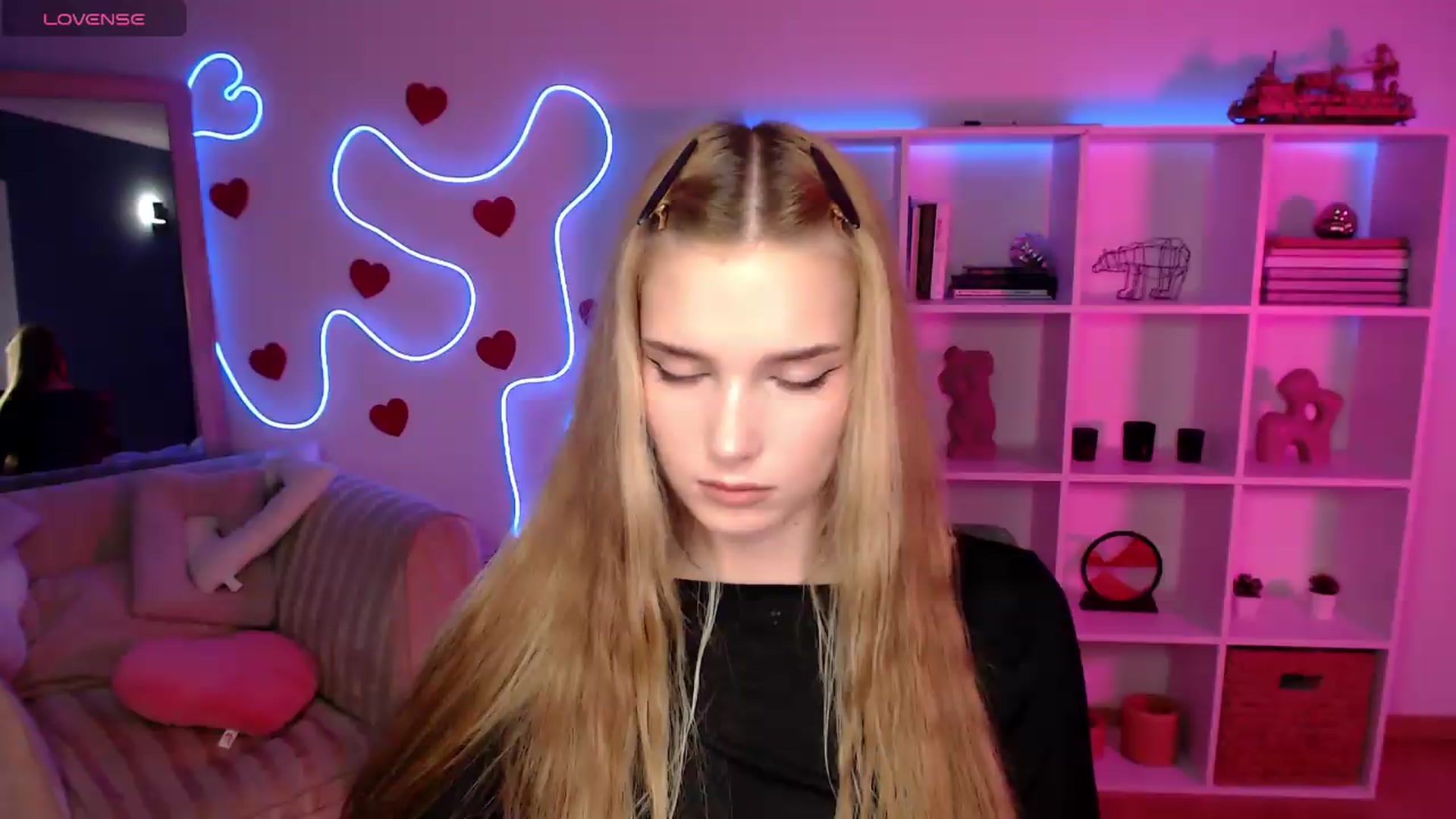 Gallery image thumbnail from Sirela's myfreecams stream on, 07/05/2026, 24:39 image 3 of 20