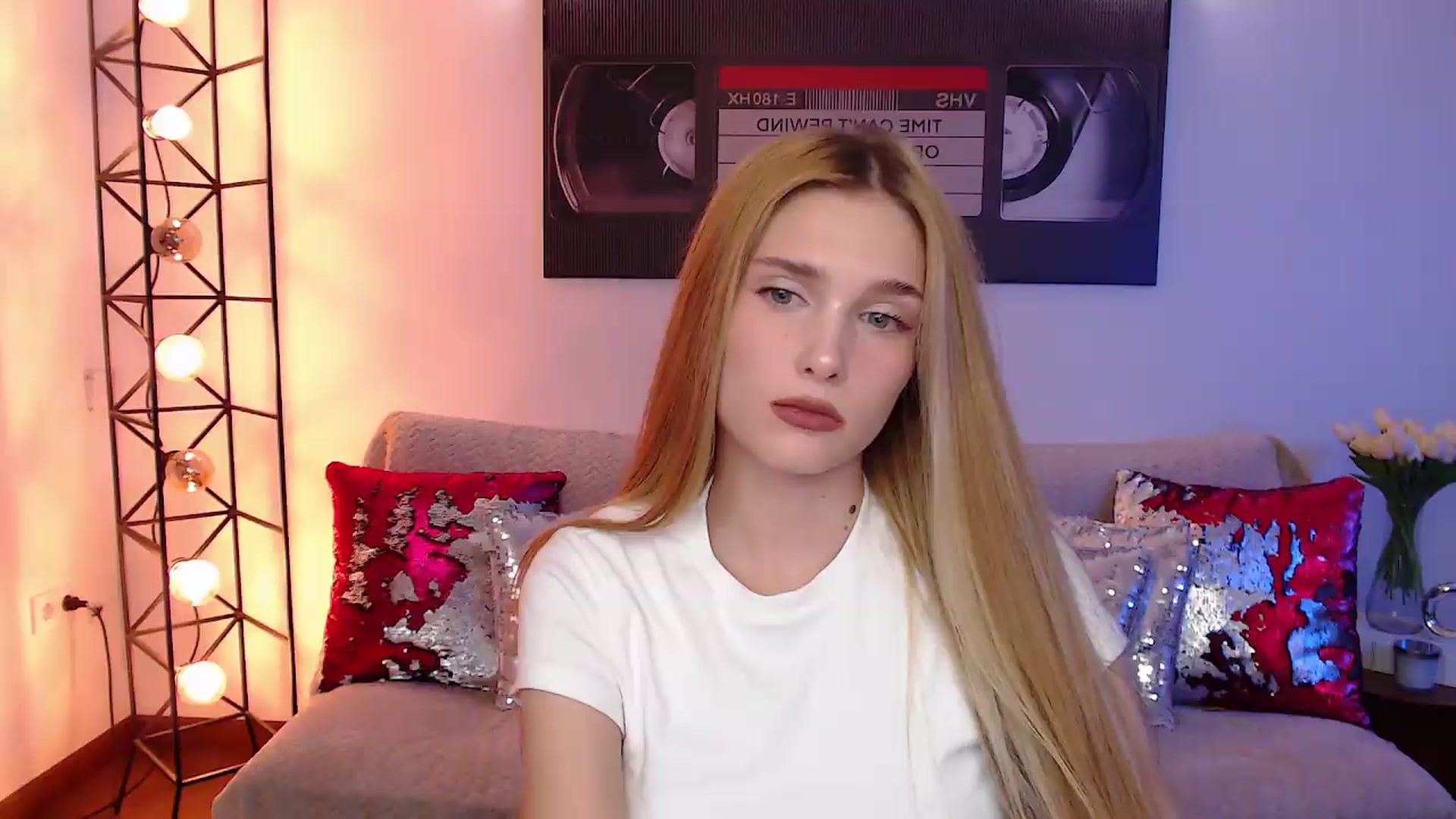 Gallery image thumbnail from Sirela's myfreecams stream on, 07/22/2026, 21:02 image 19 of 20