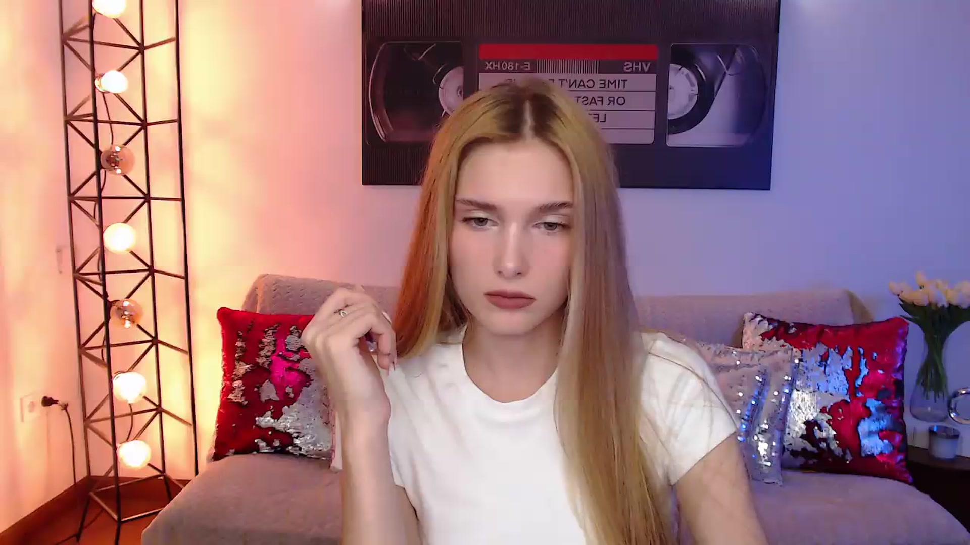 Gallery image thumbnail from Sirela's myfreecams stream on, 07/22/2026, 21:02 image 16 of 20